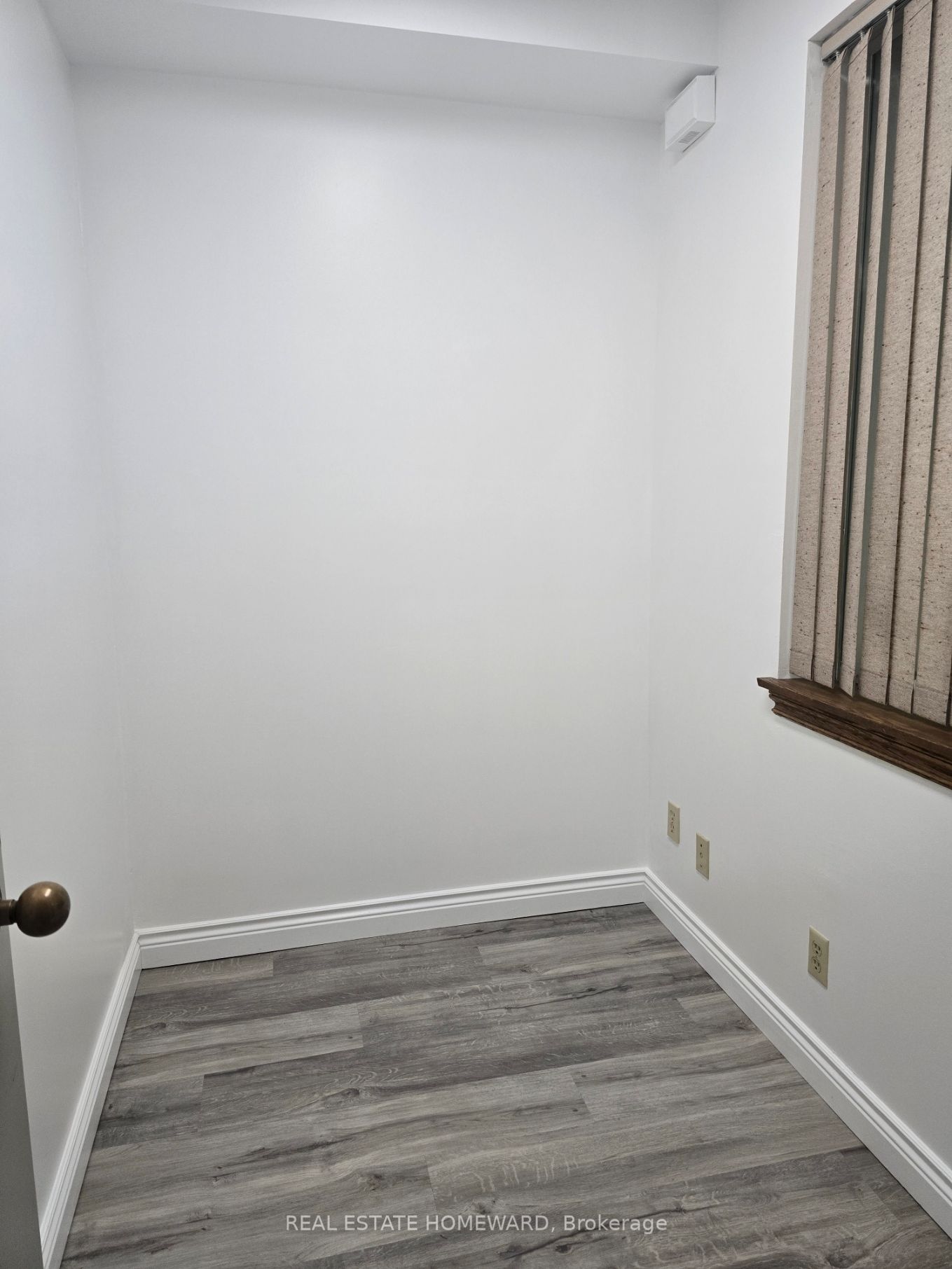 253 Danforth Avenue 100b Property Photo 8