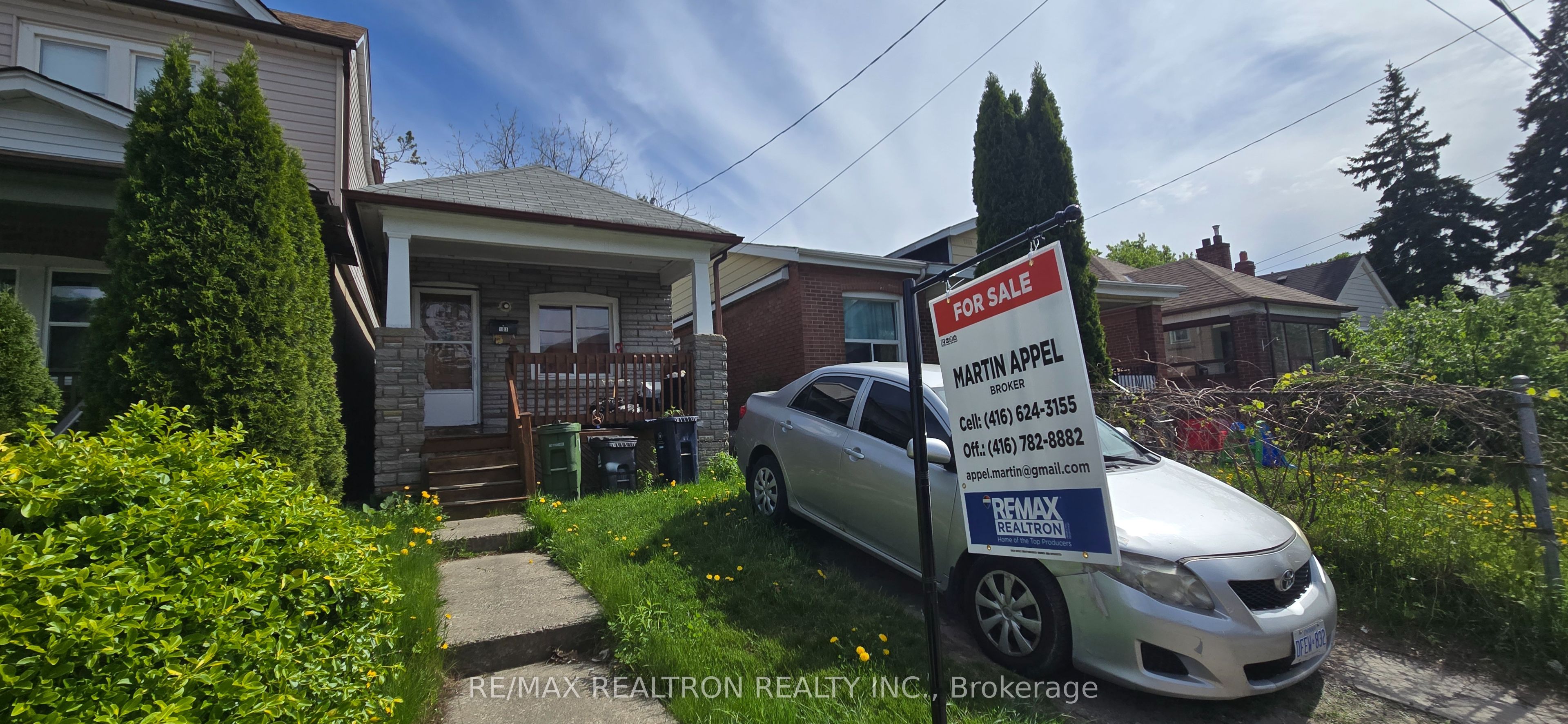 103 Denton Avenue Property Photo 5