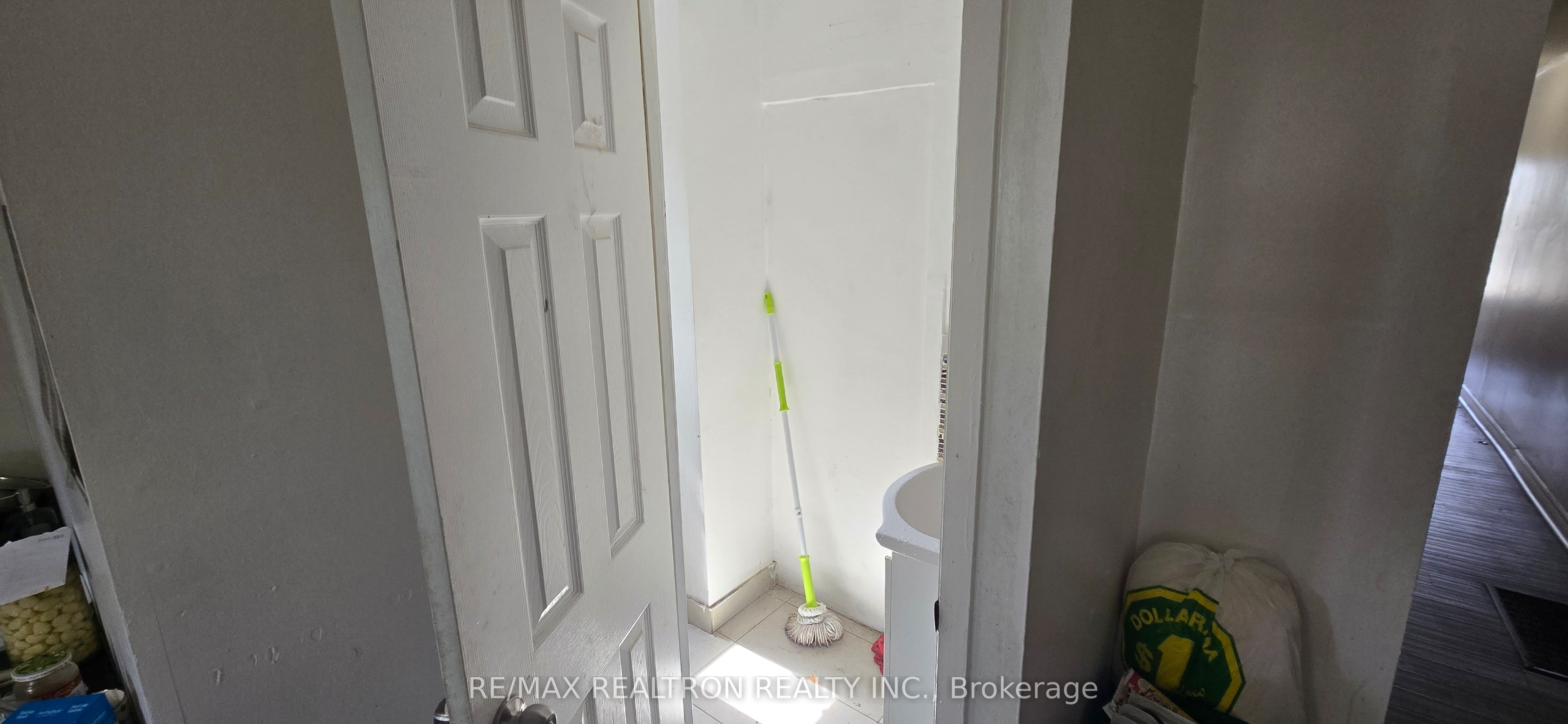 103 Denton Avenue Property Photo 11