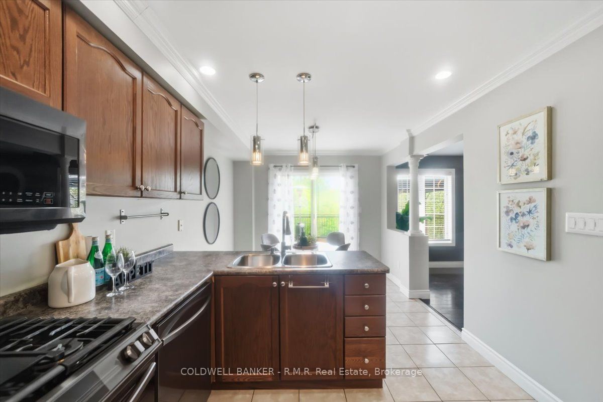 45 Angier Crescent Property Photo 12