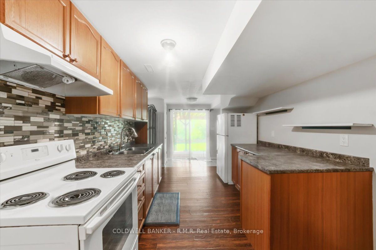 45 Angier Crescent Property Photo 39