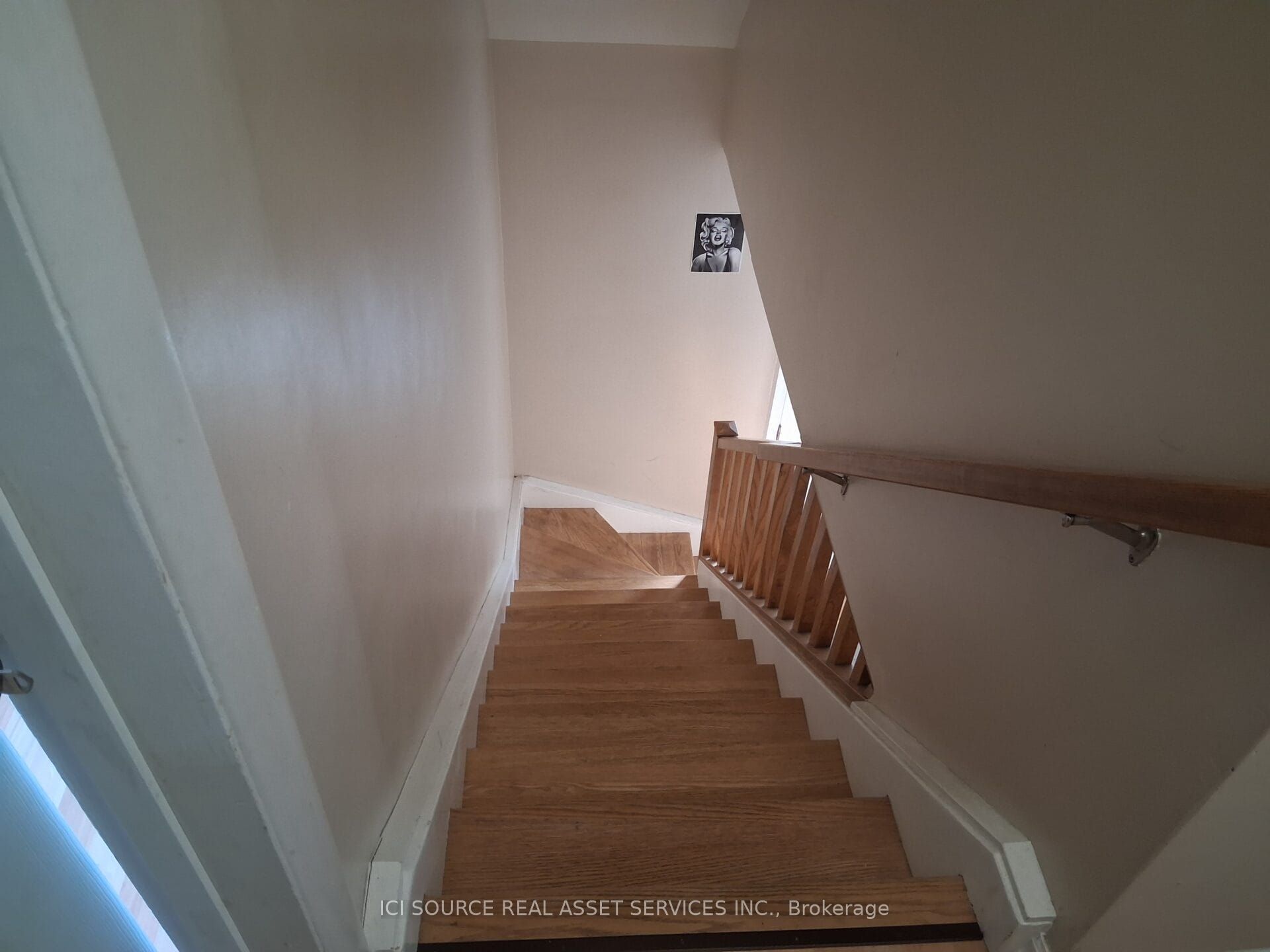 11 Ellington Drive Property Photo 2