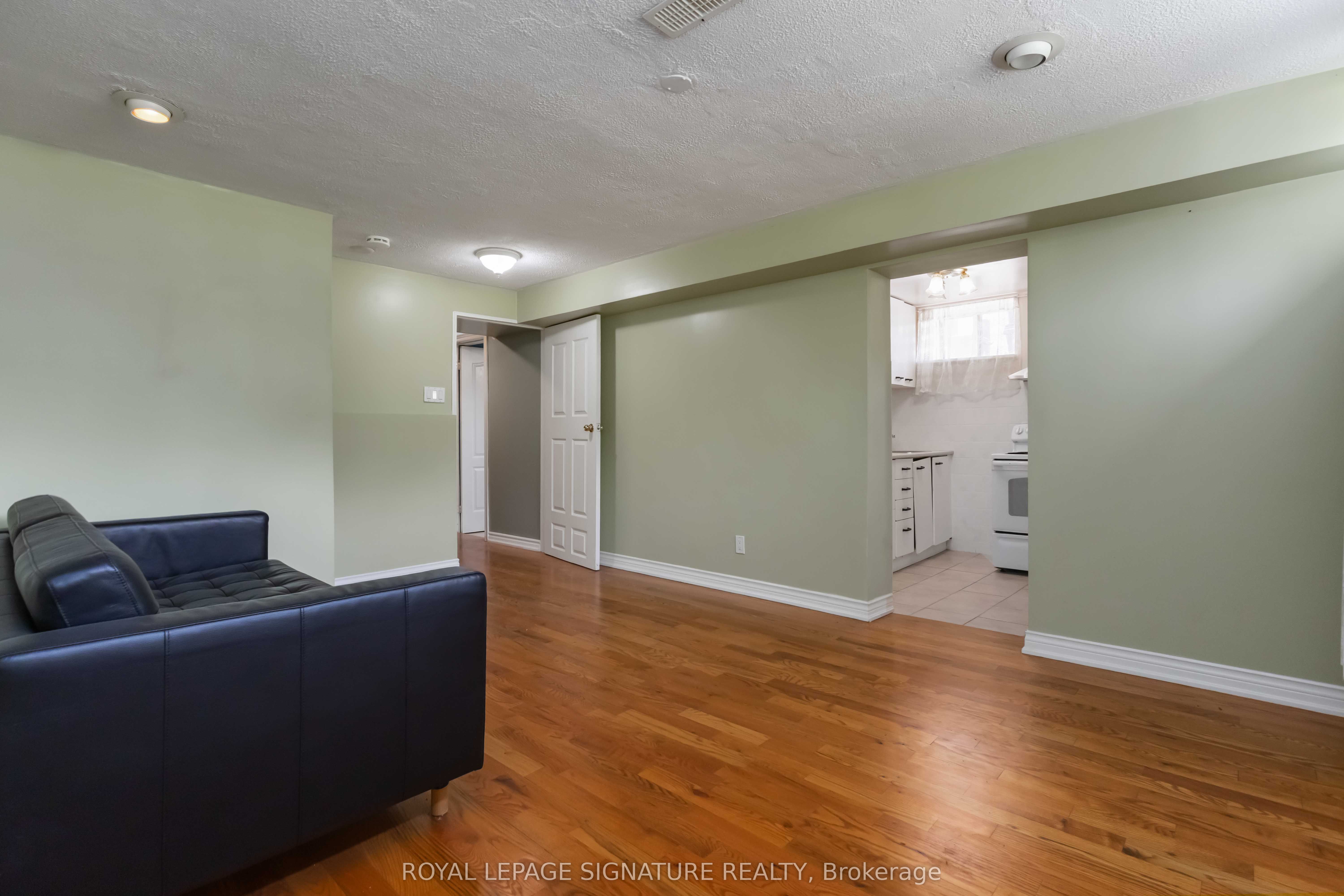 143 Rodda Boulevard Property Photo 13