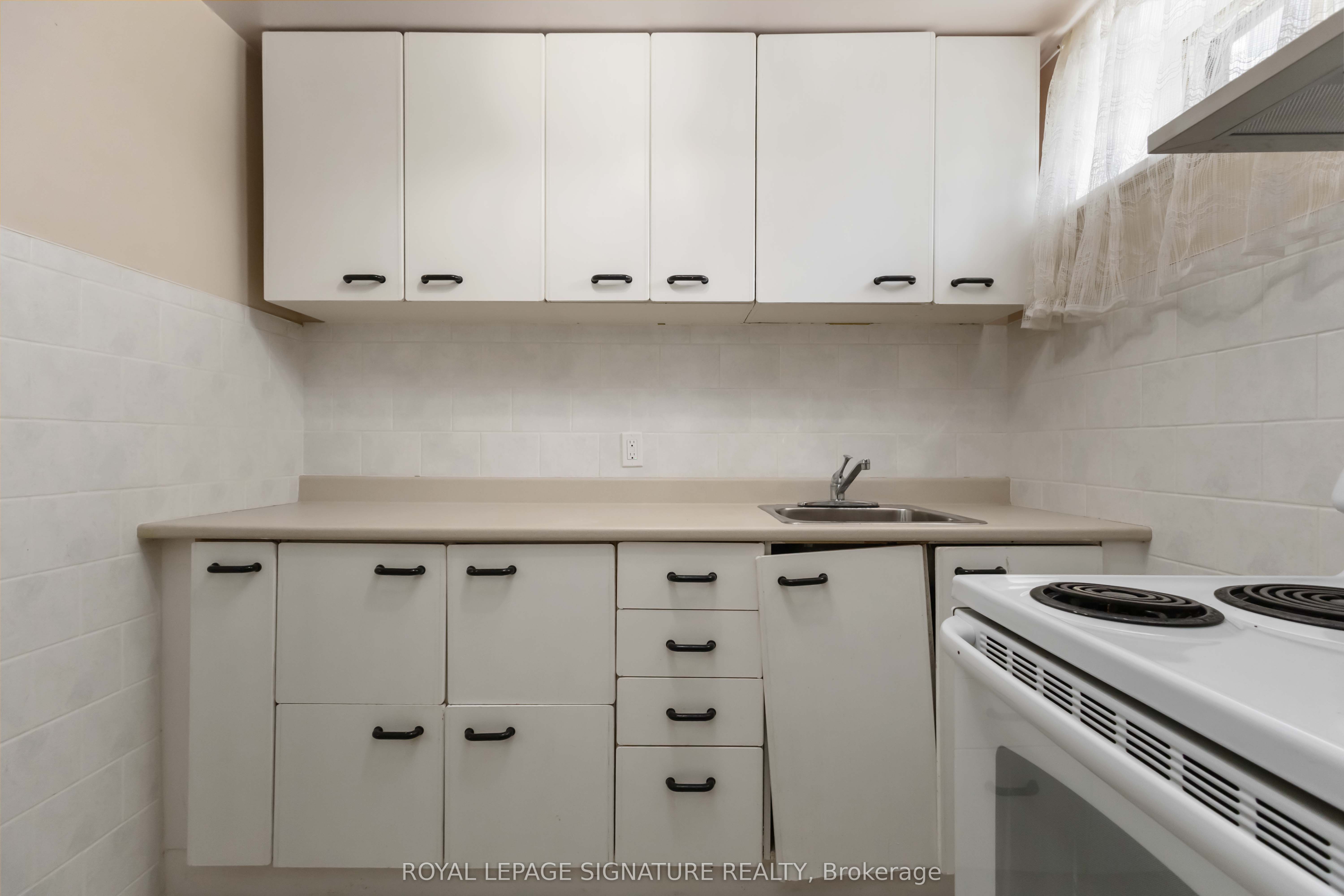 143 Rodda Boulevard Property Photo 19