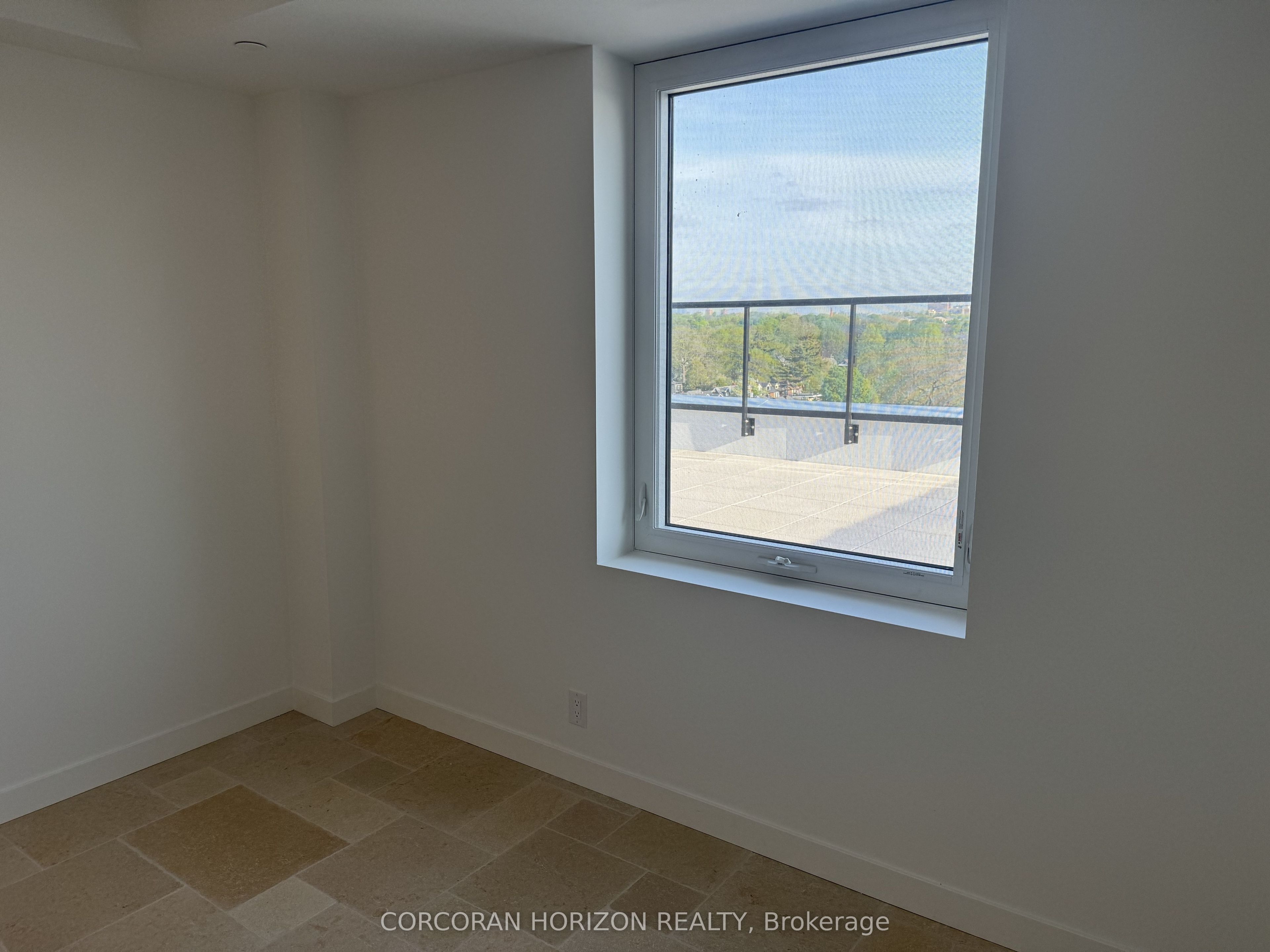 1050 Eastern Avenue 819 Property Photo 10