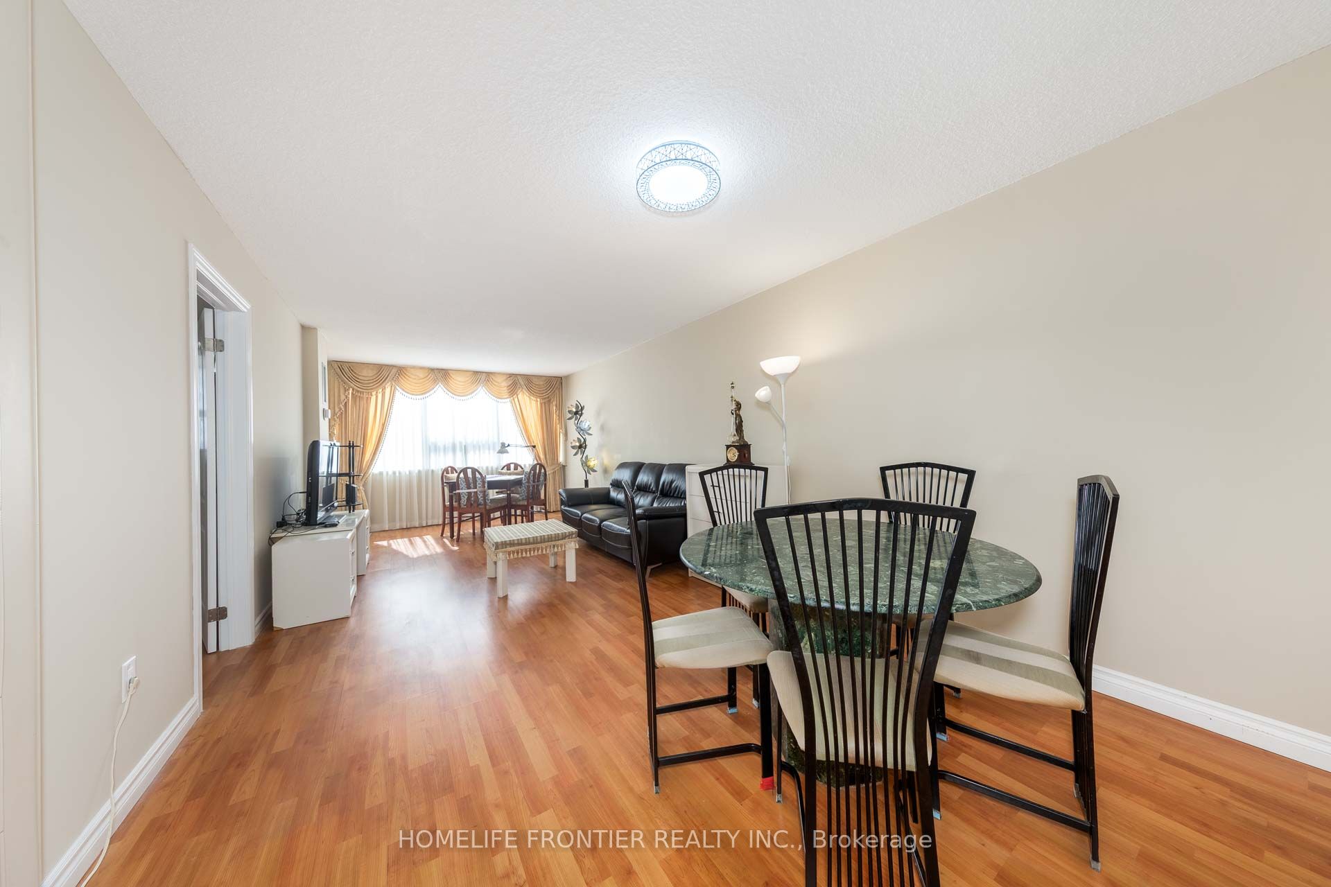 45 Silver Springs Boulevard 706 Property Photo 3