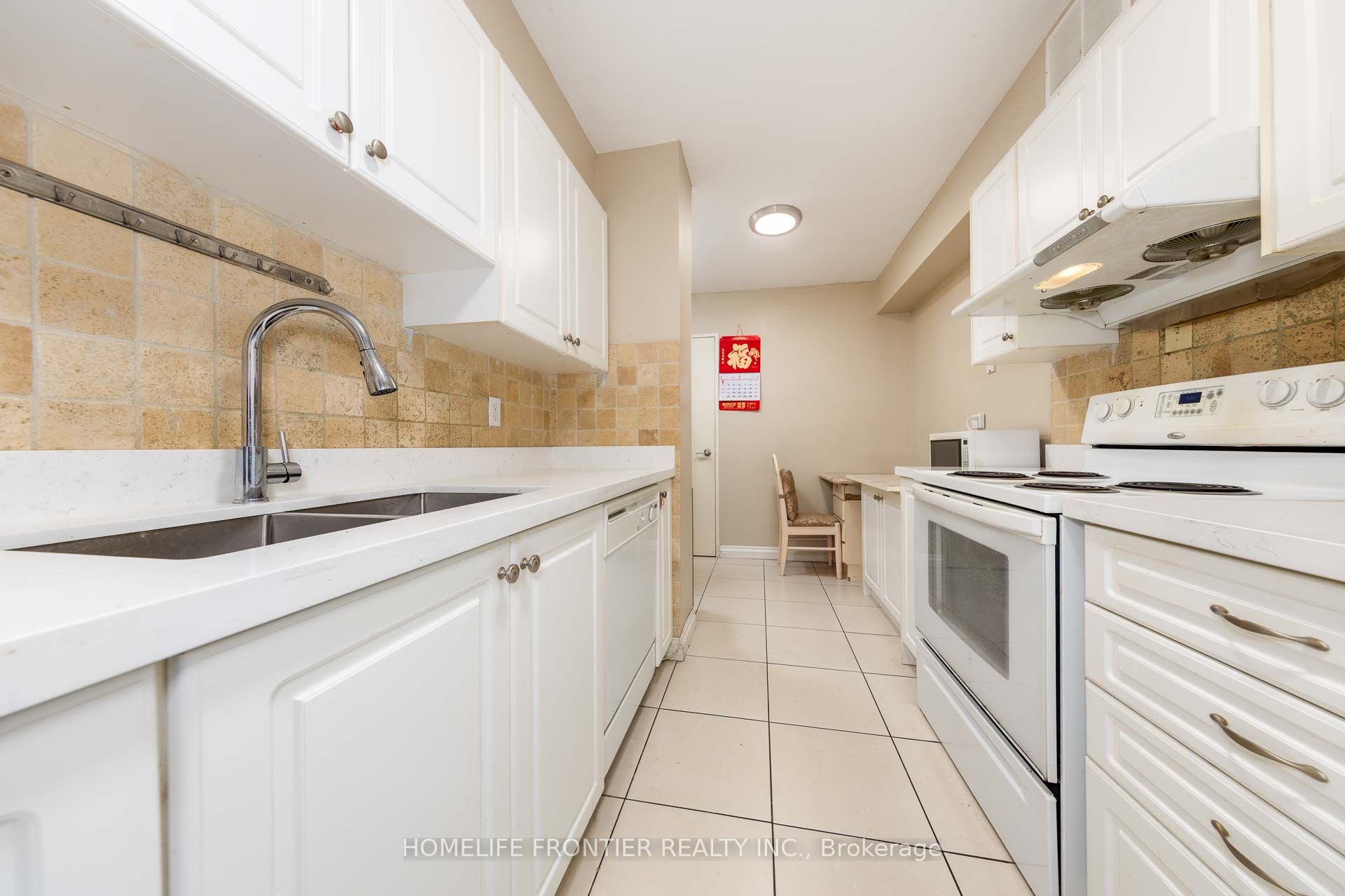 45 Silver Springs Boulevard 706 Property Photo 9
