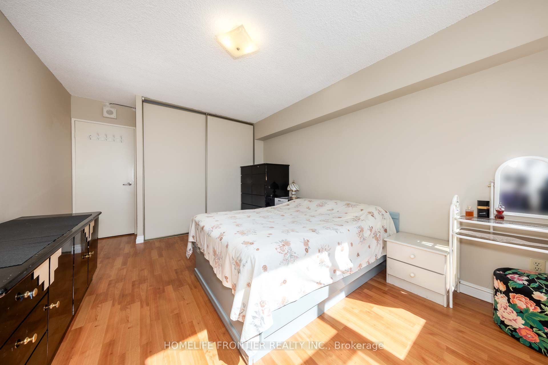 45 Silver Springs Boulevard 706 Property Photo 15