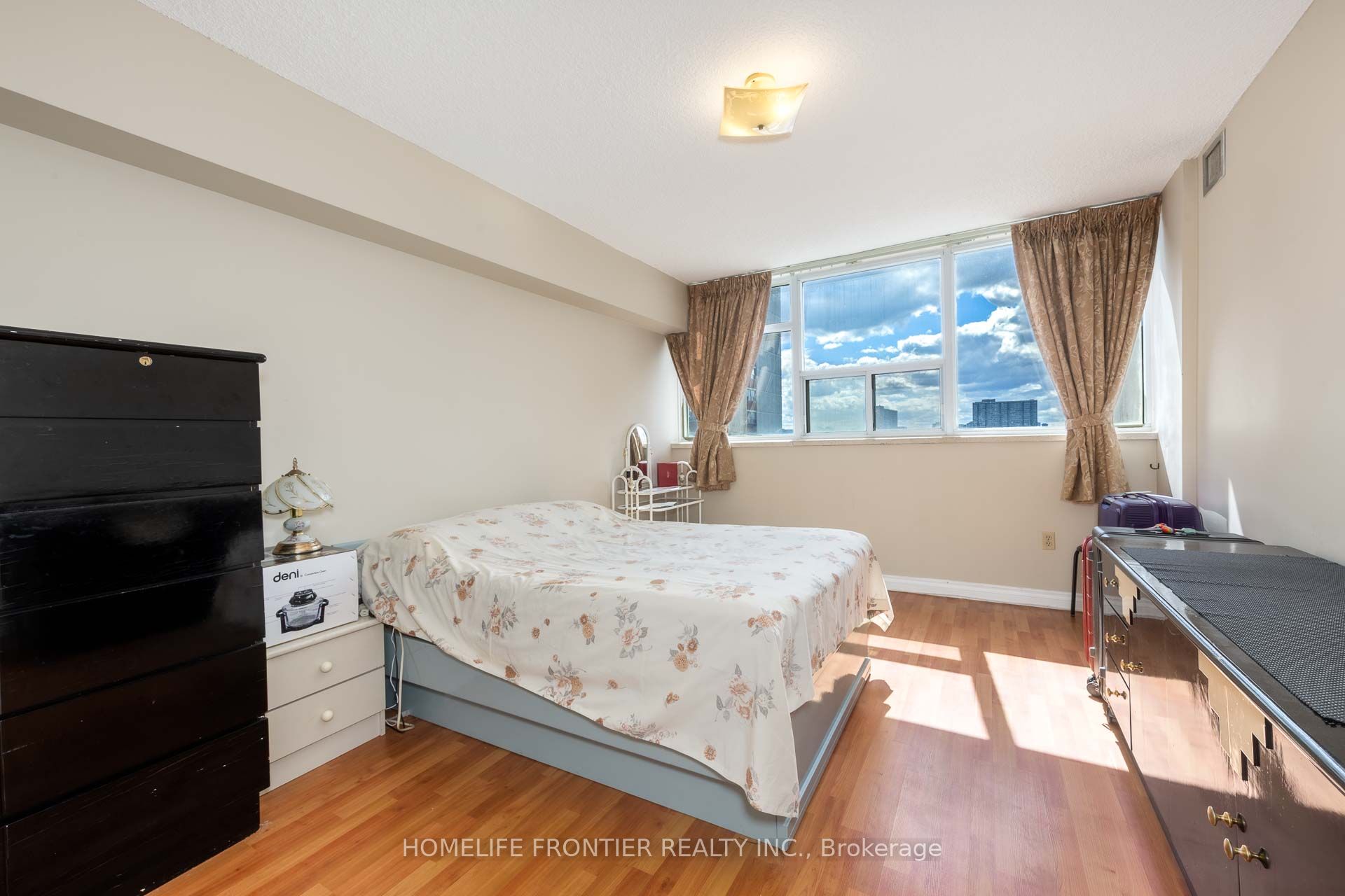 45 Silver Springs Boulevard 706 Property Photo 16