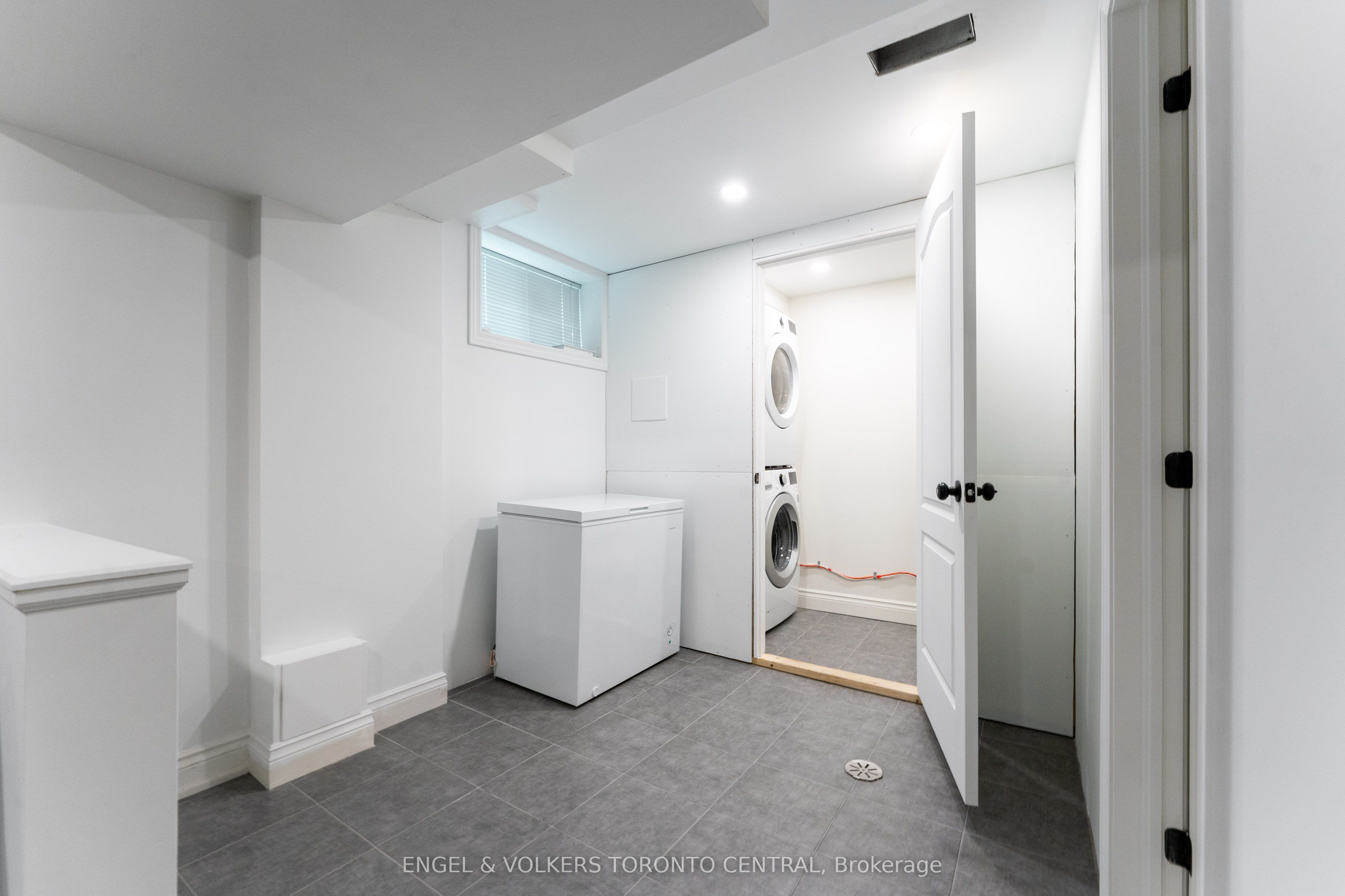 767 Phillip Murray Avenue Property Photo 19