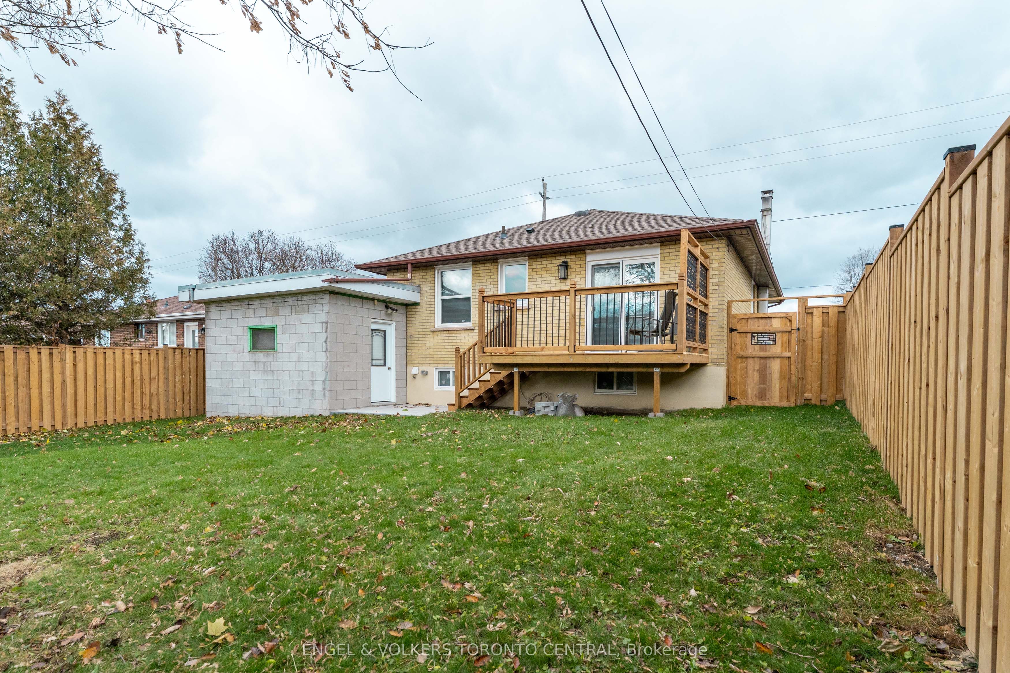 767 Phillip Murray Avenue Property Photo 33