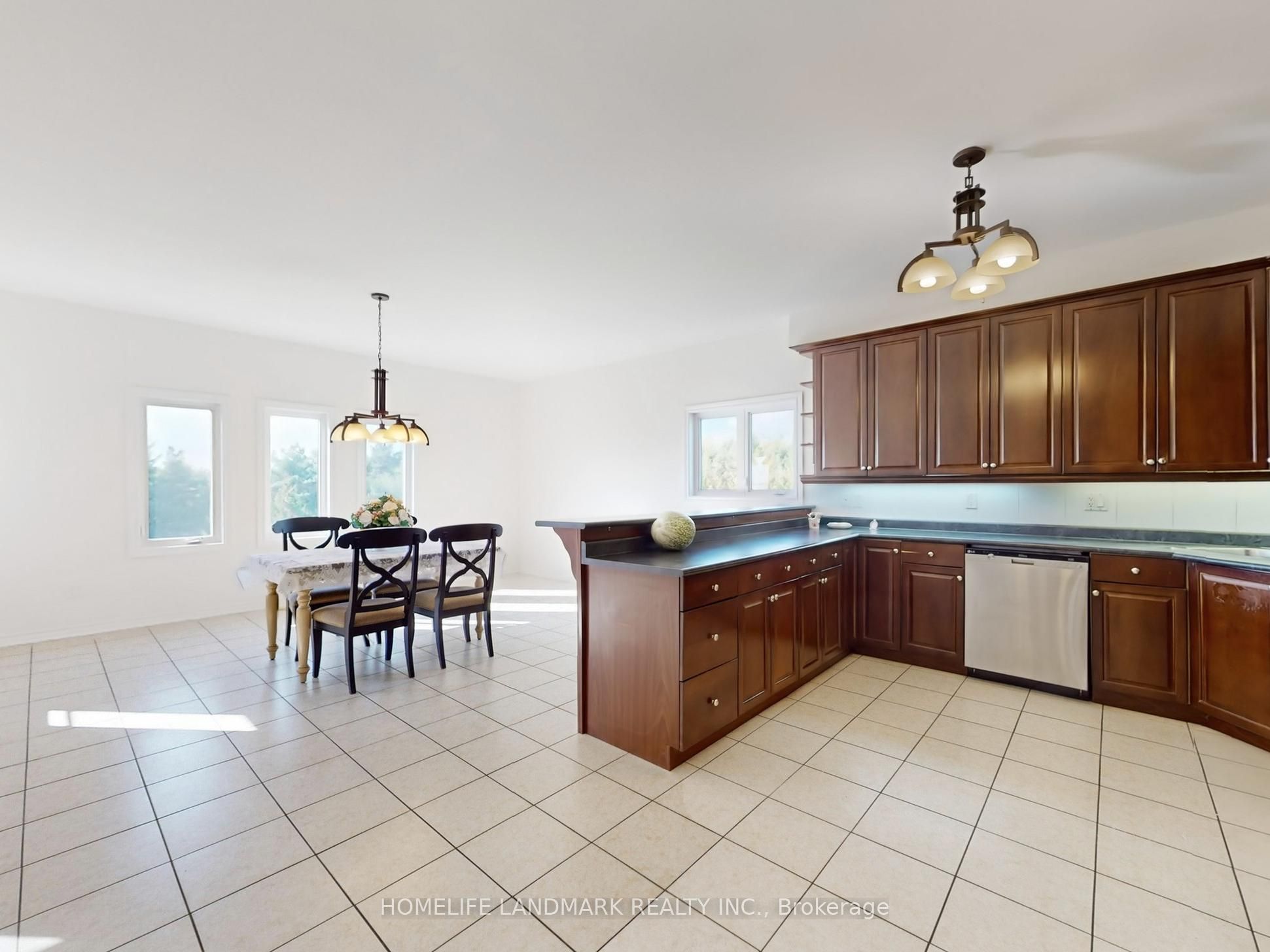 3668 Harmony Road N Property Photo 7