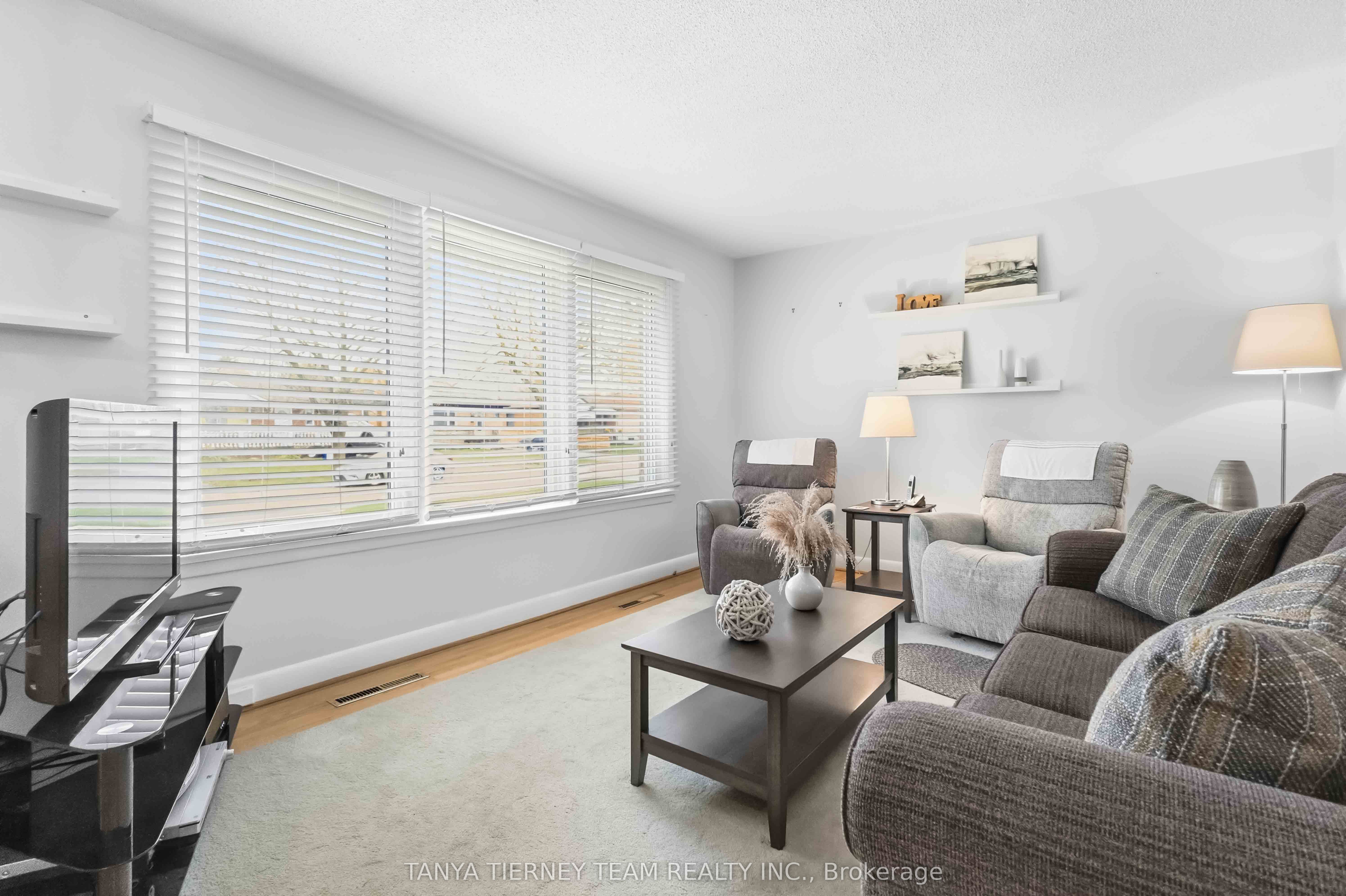 264 Baldwin Street Property Photo 8