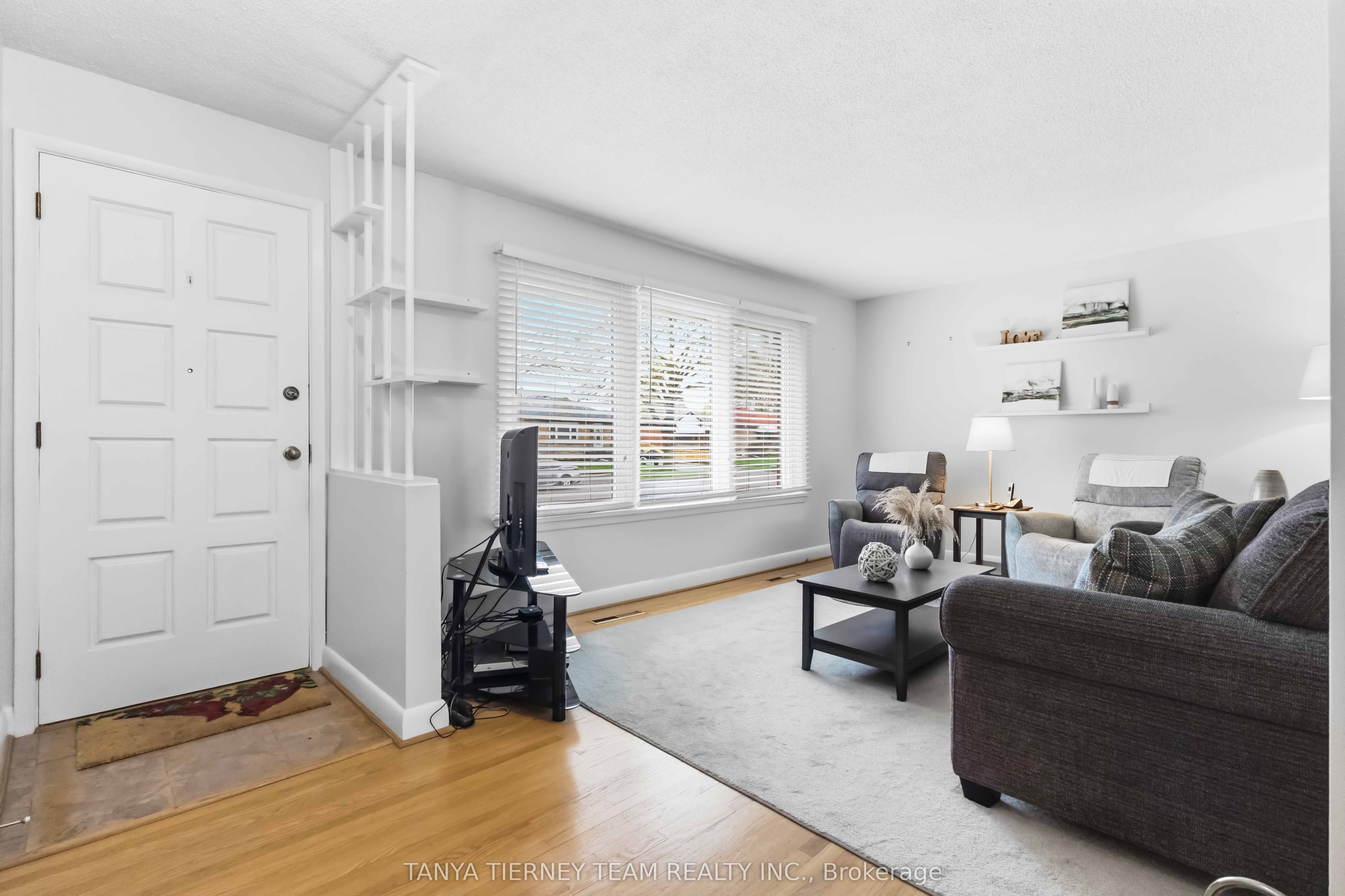 264 Baldwin Street Property Photo 9