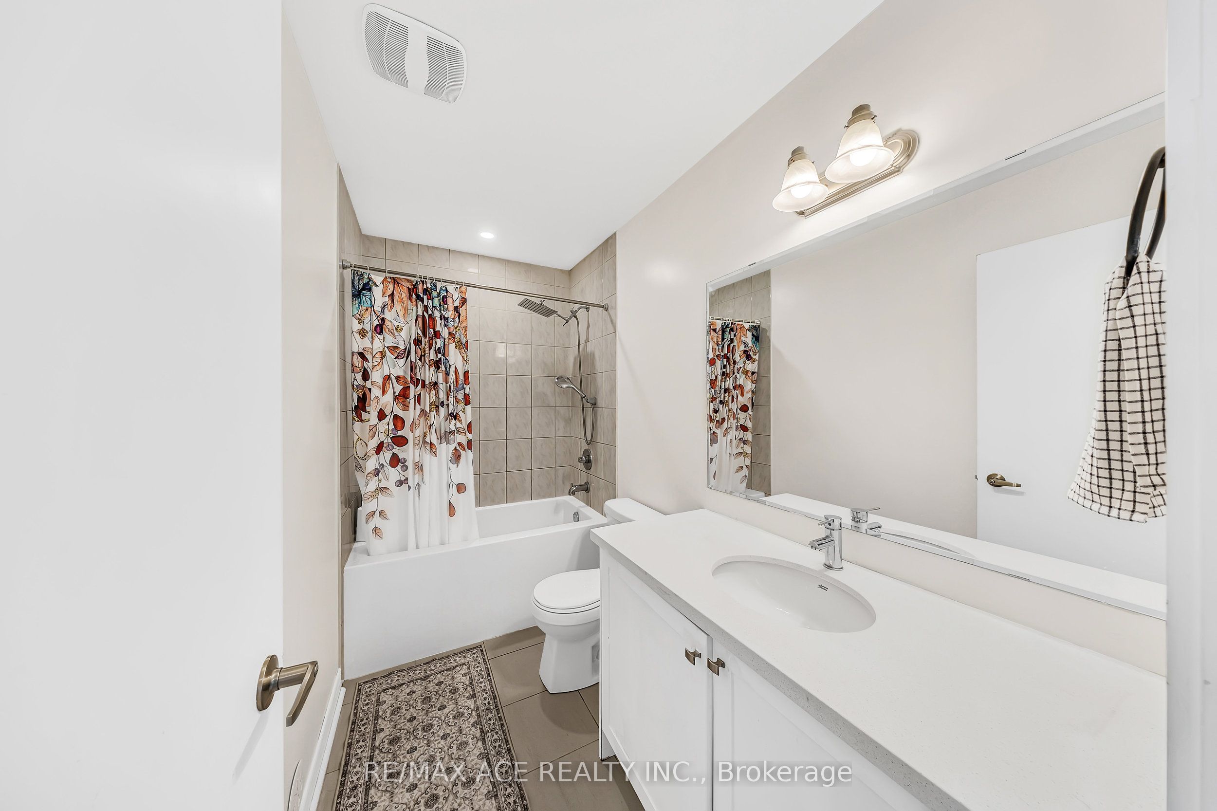 1344 Bradenton Path Property Photo 25
