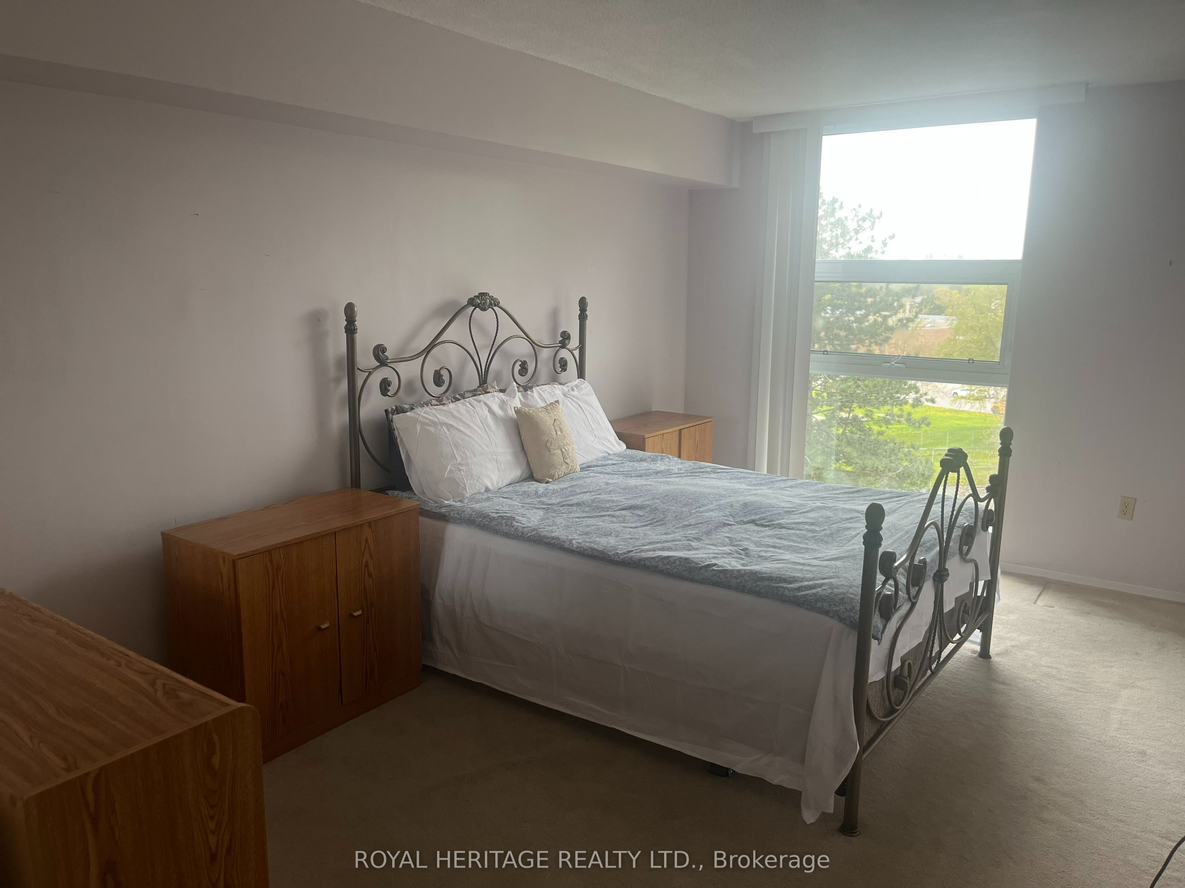 20 Dean Park Road 617 Property Photo 15
