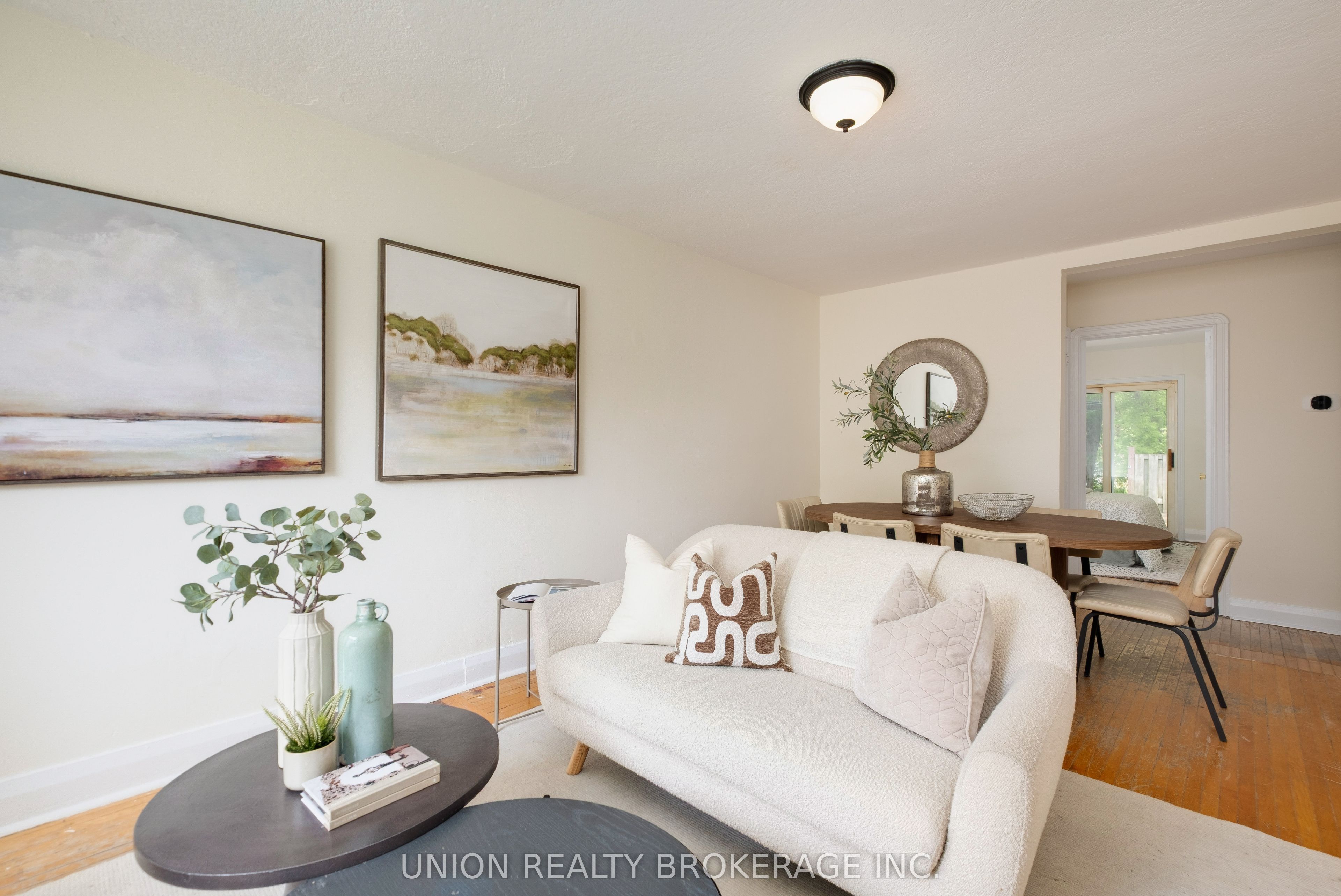 31 Thora Avenue Property Photo 6