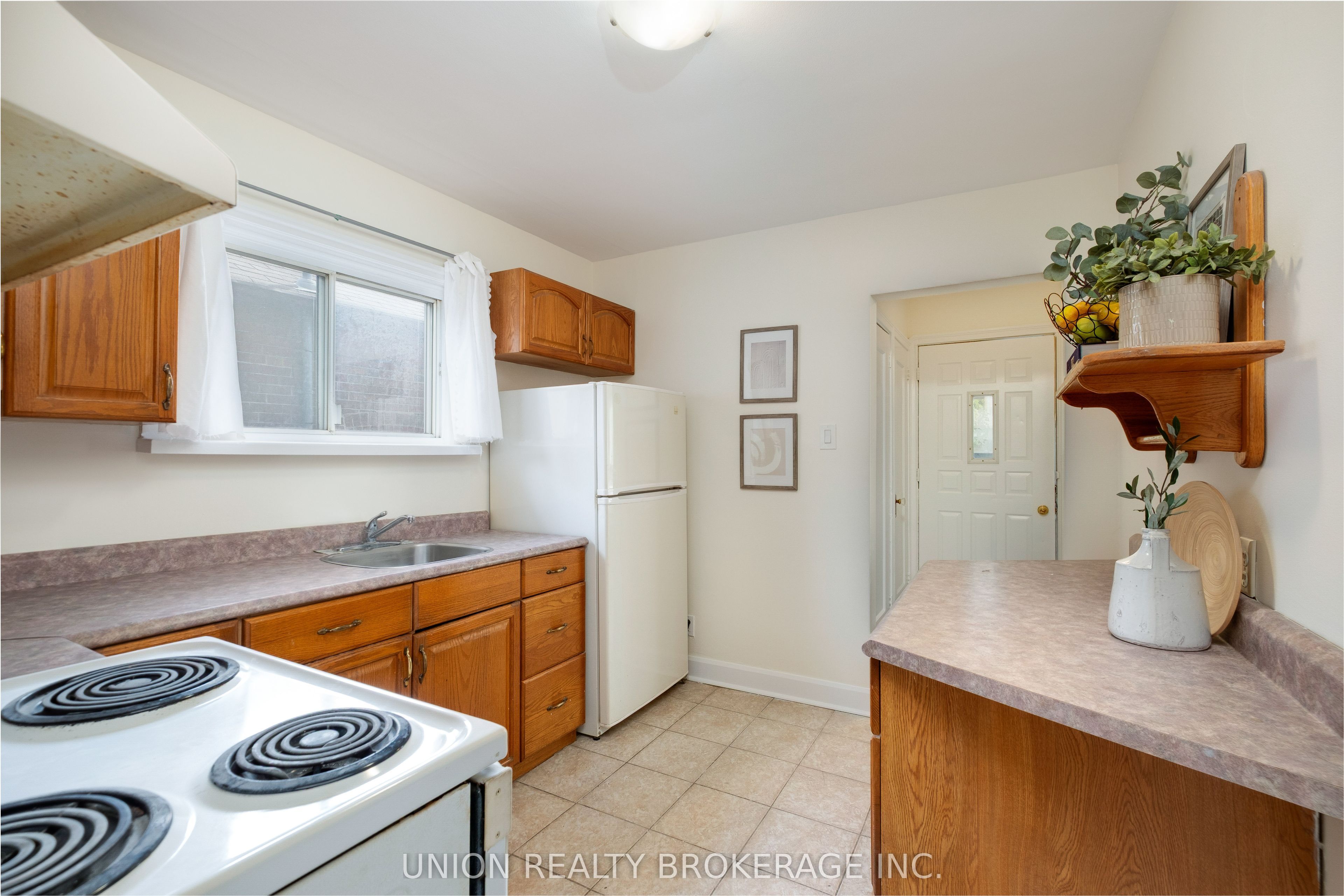 31 Thora Avenue Property Photo 12