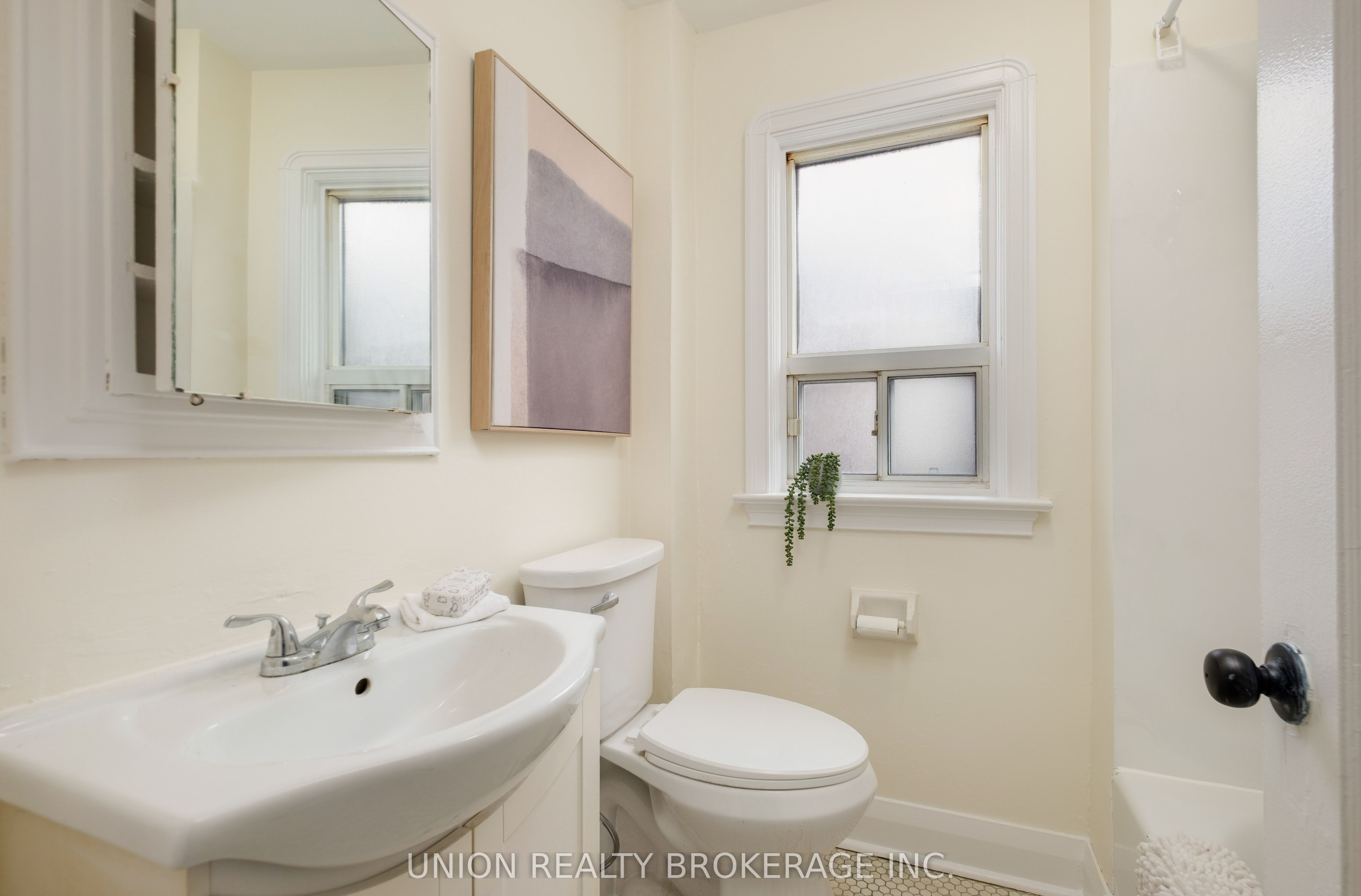 31 Thora Avenue Property Photo 14