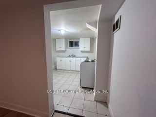 31 Thora Avenue Property Photo 23