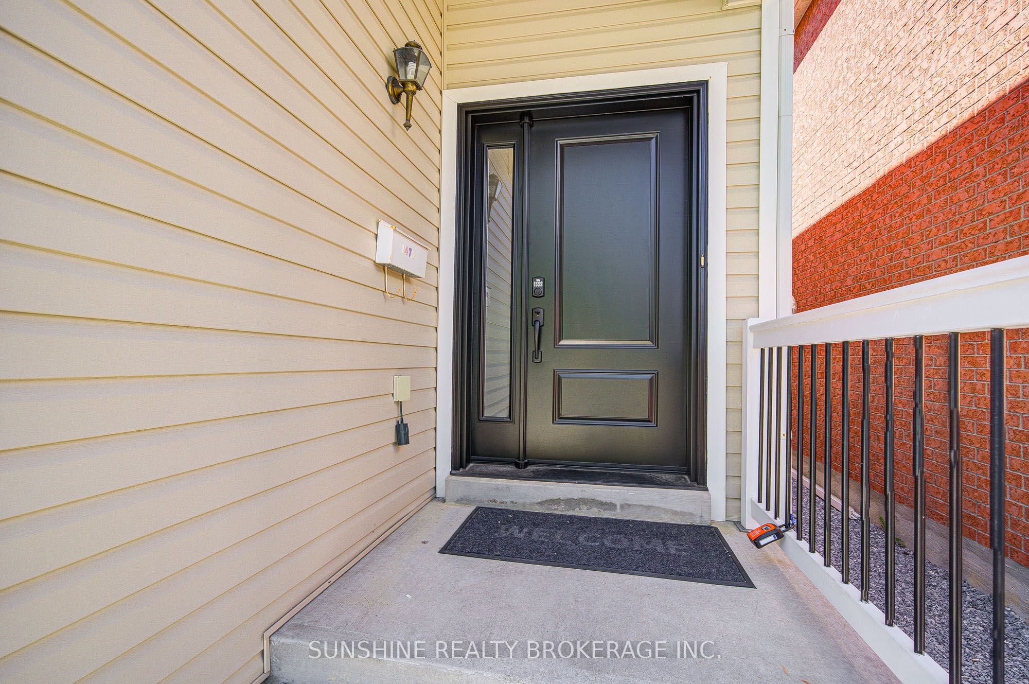 1472 Heartland Boulevard Property Photo 3