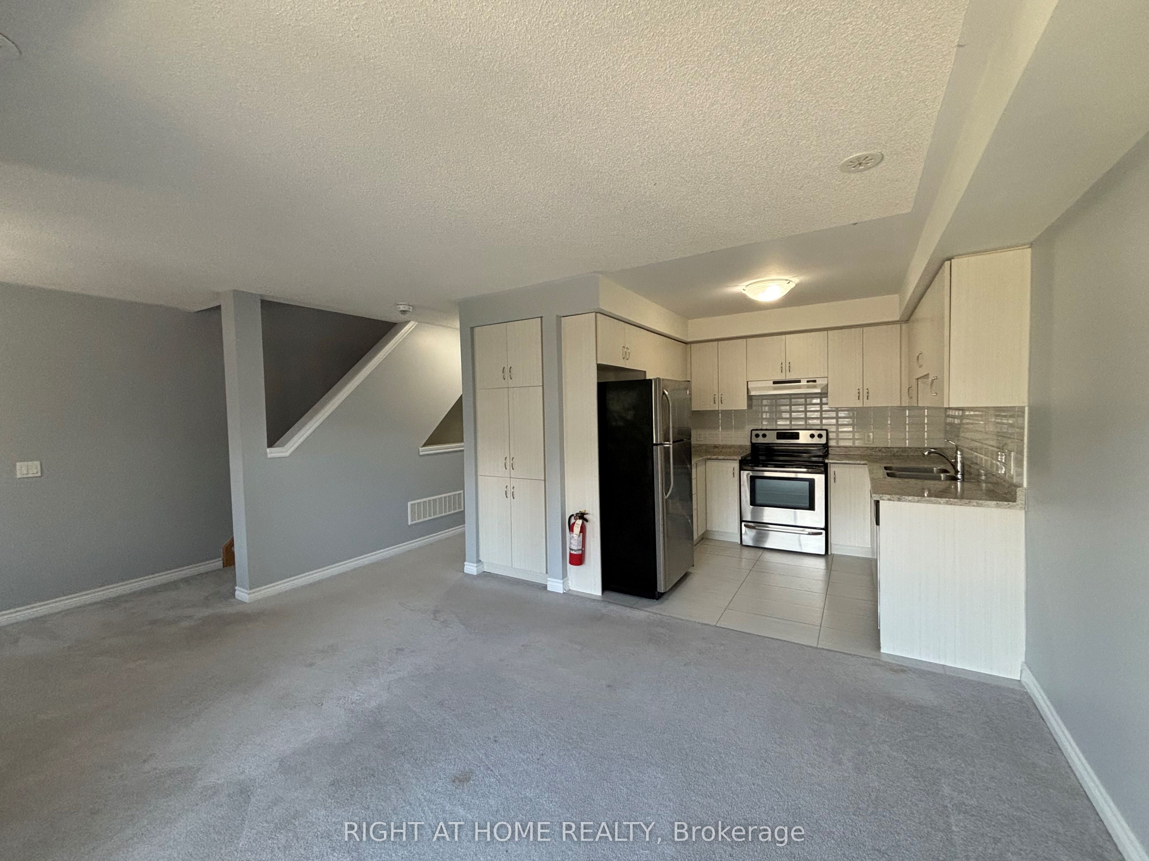 24 Nearco Crescent Property Photo 6