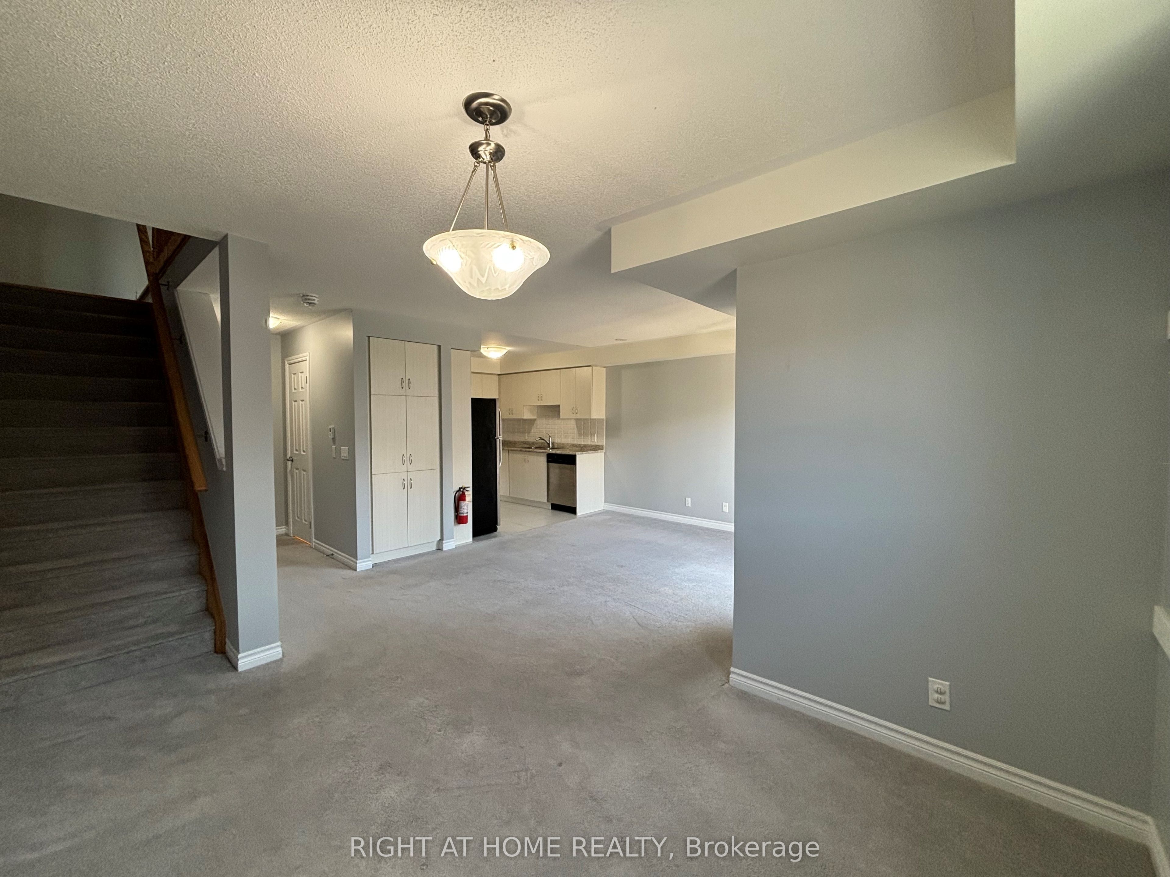 24 Nearco Crescent Property Photo 12