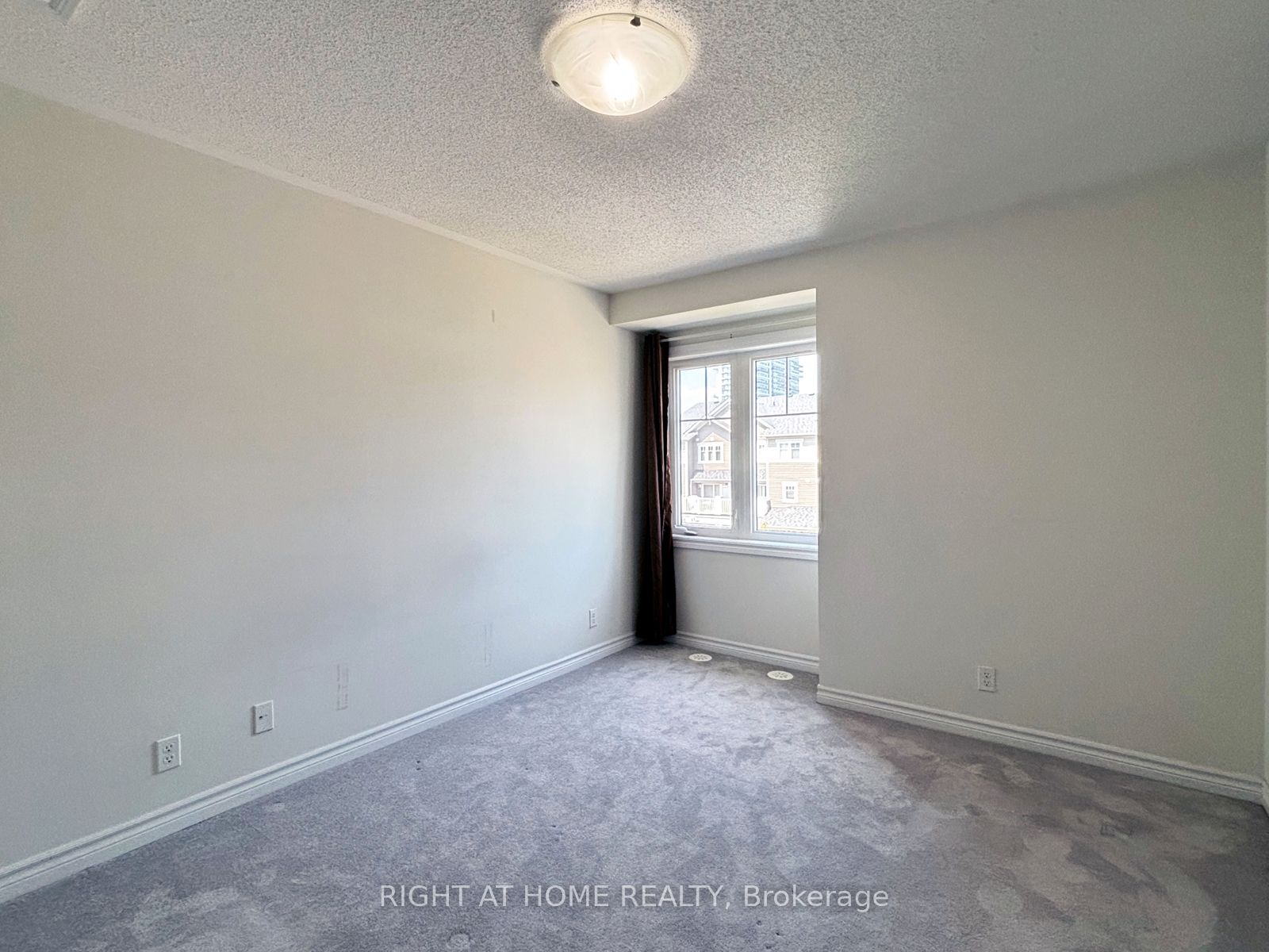 24 Nearco Crescent Property Photo 17