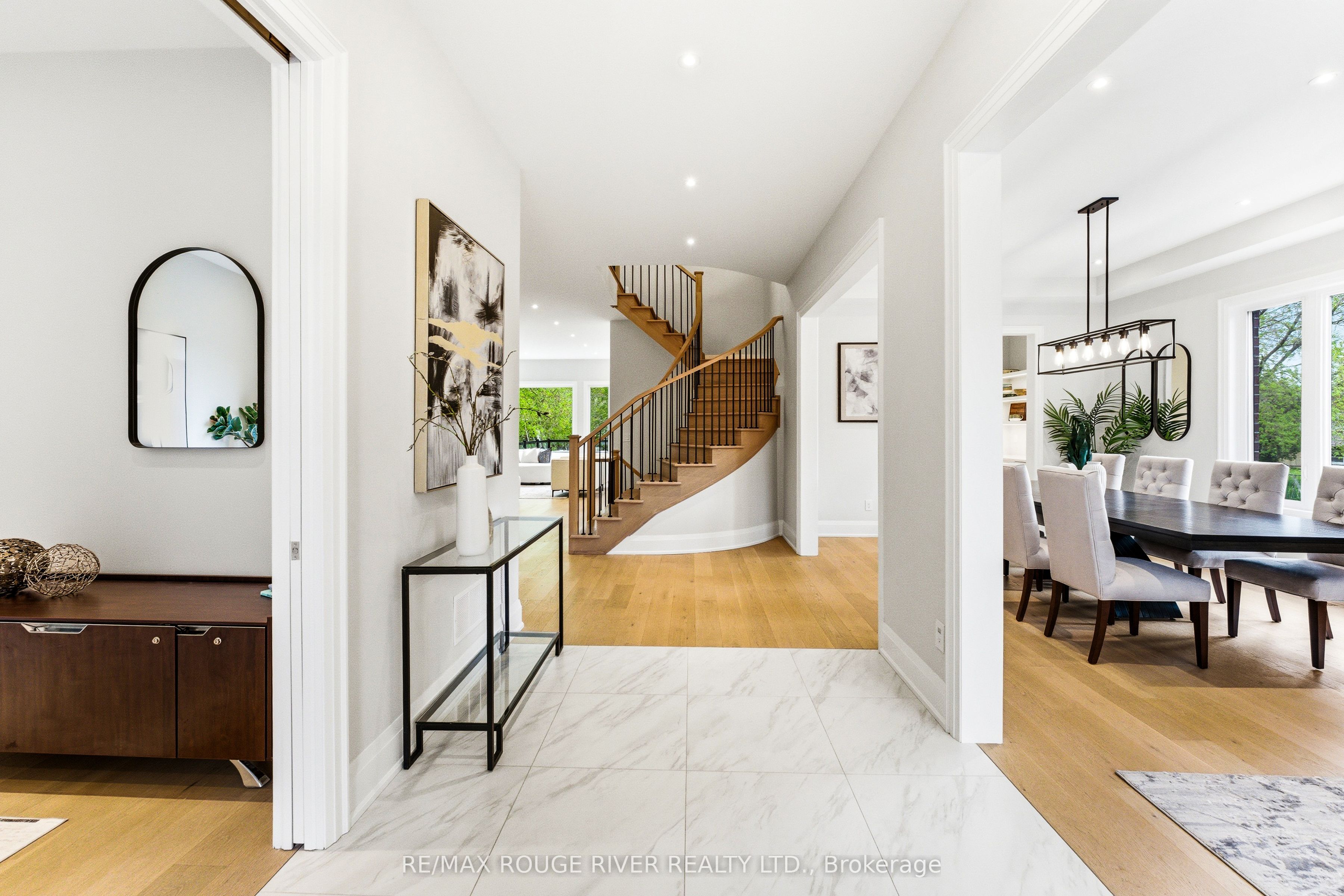 1411 Old Forest Road Property Photo 6