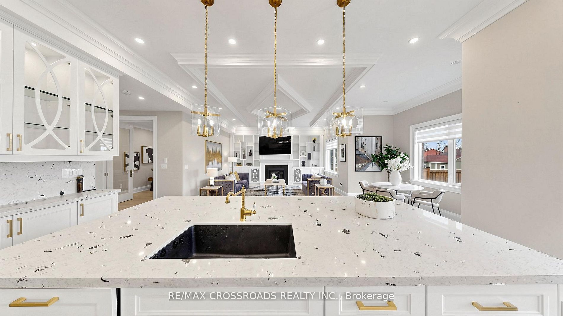 1427 Rosebank Road Property Photo 12