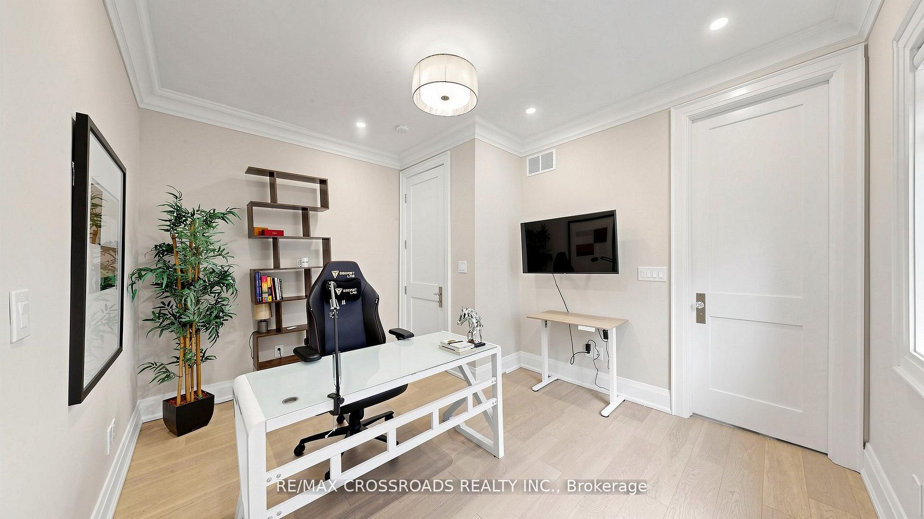 1427 Rosebank Road Property Photo 33