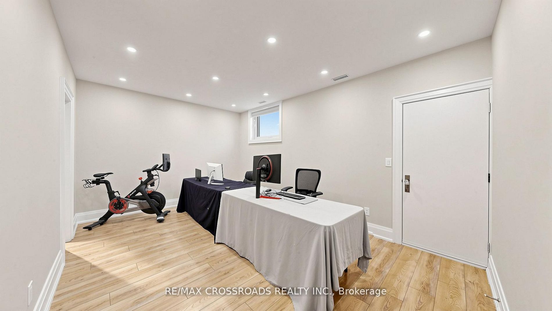 1427 Rosebank Road Property Photo 42