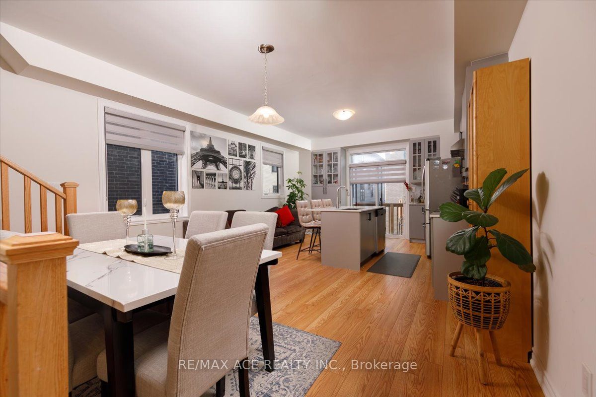 788 Eddystone Path Property Photo 8