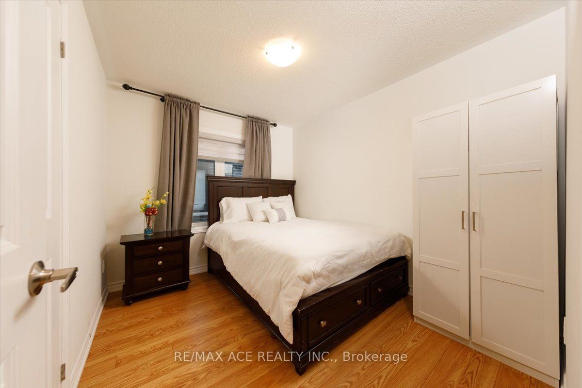 788 Eddystone Path Property Photo 19
