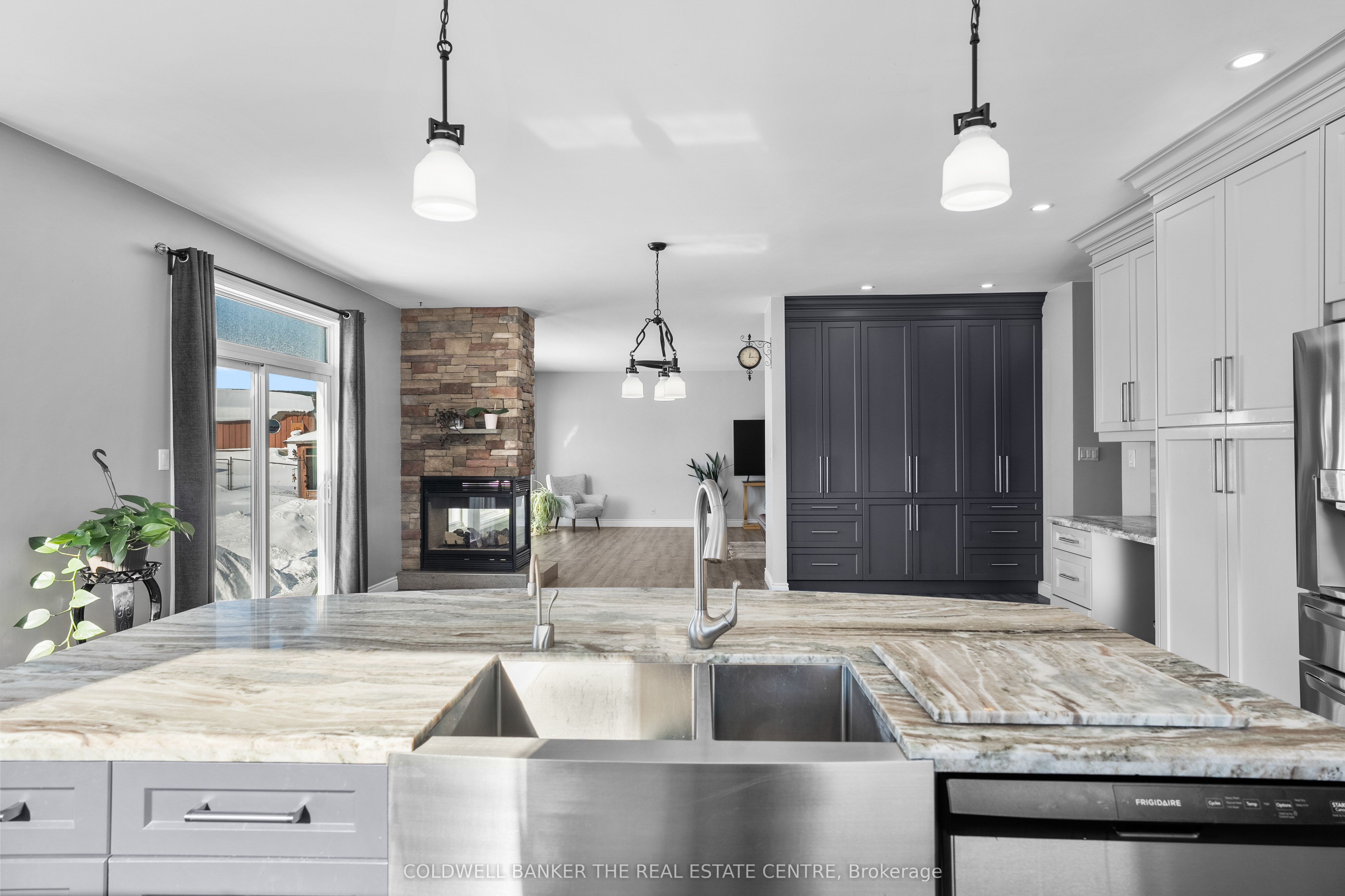 15970 Marsh Hill Road Property Photo 11