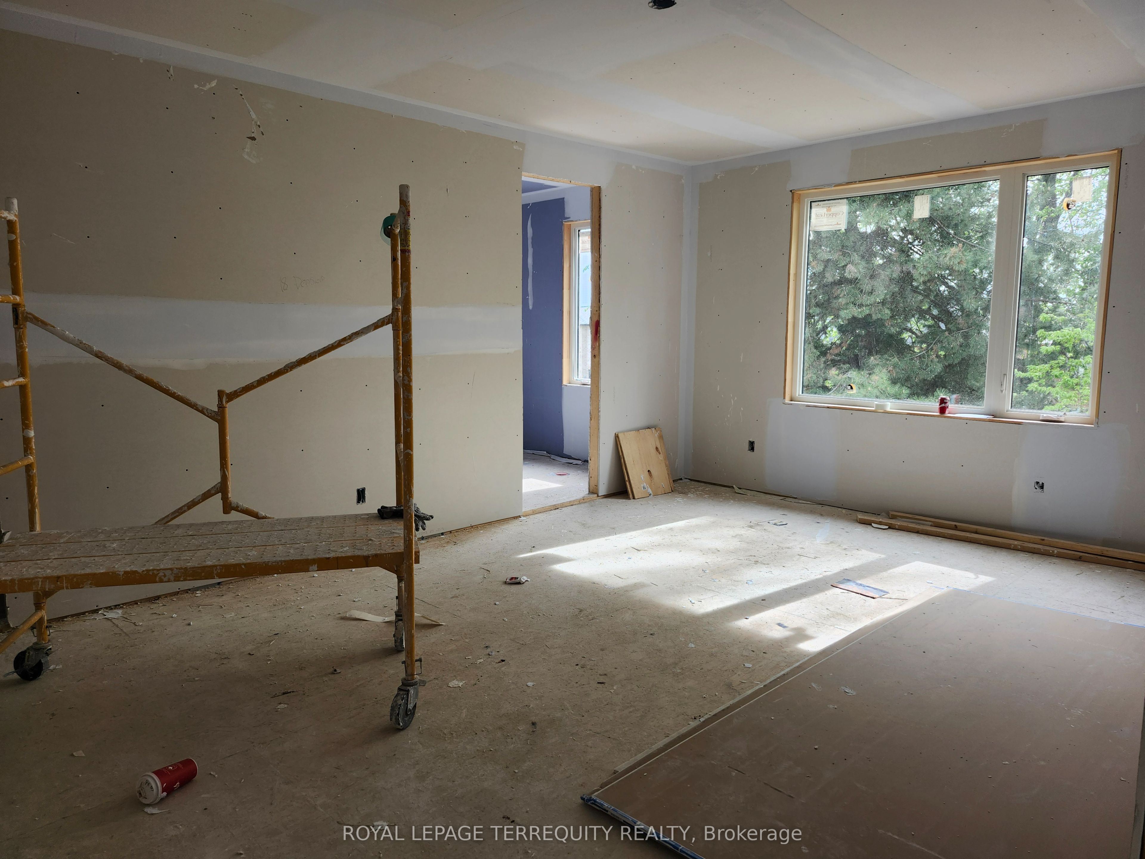 3370 Brimley Road Property Photo 10
