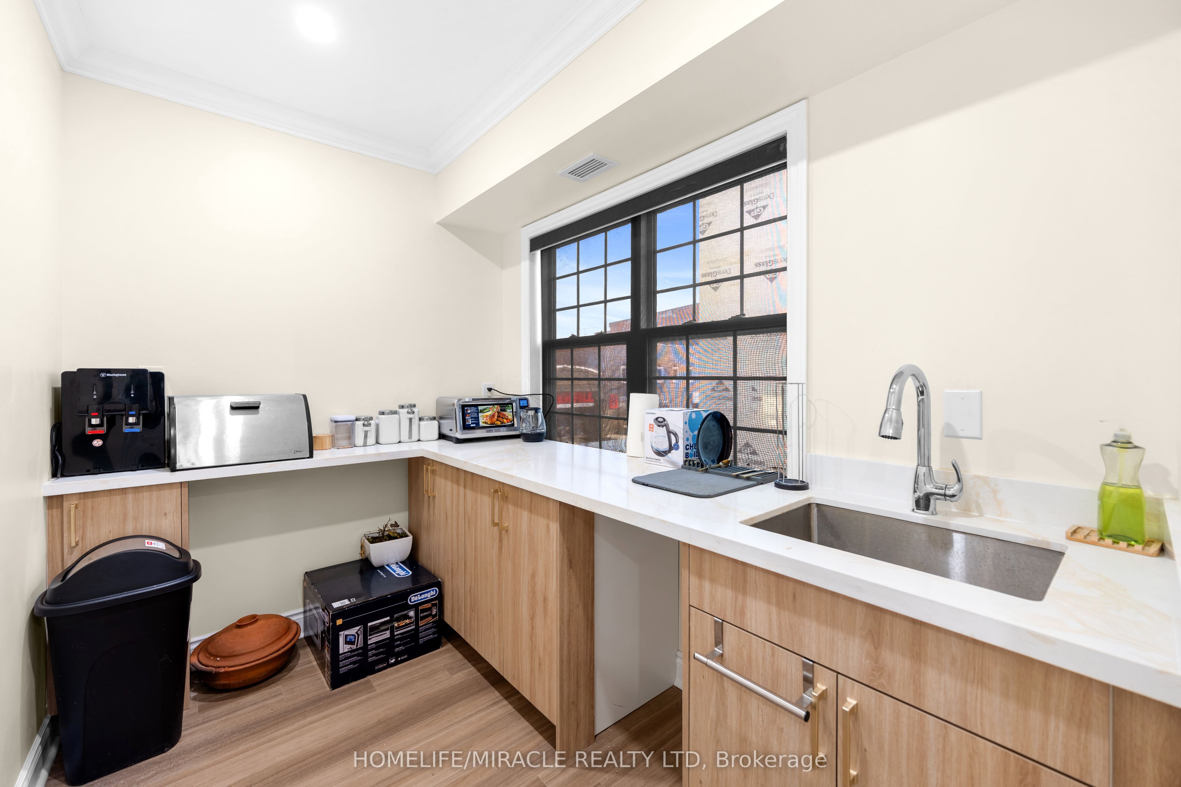 128 Brock Street N Property Photo 43