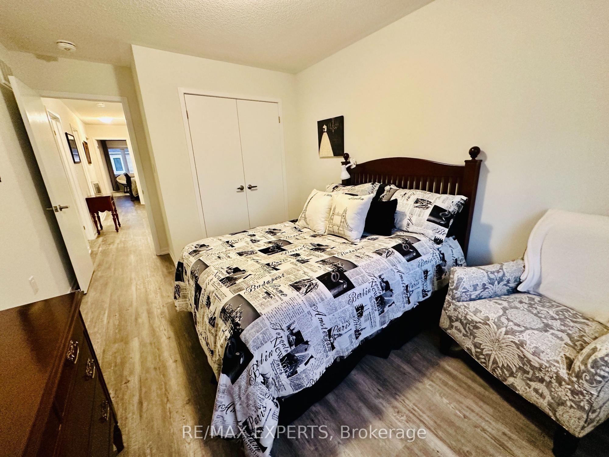 1541 Wheatcroft Drive Property Photo 17