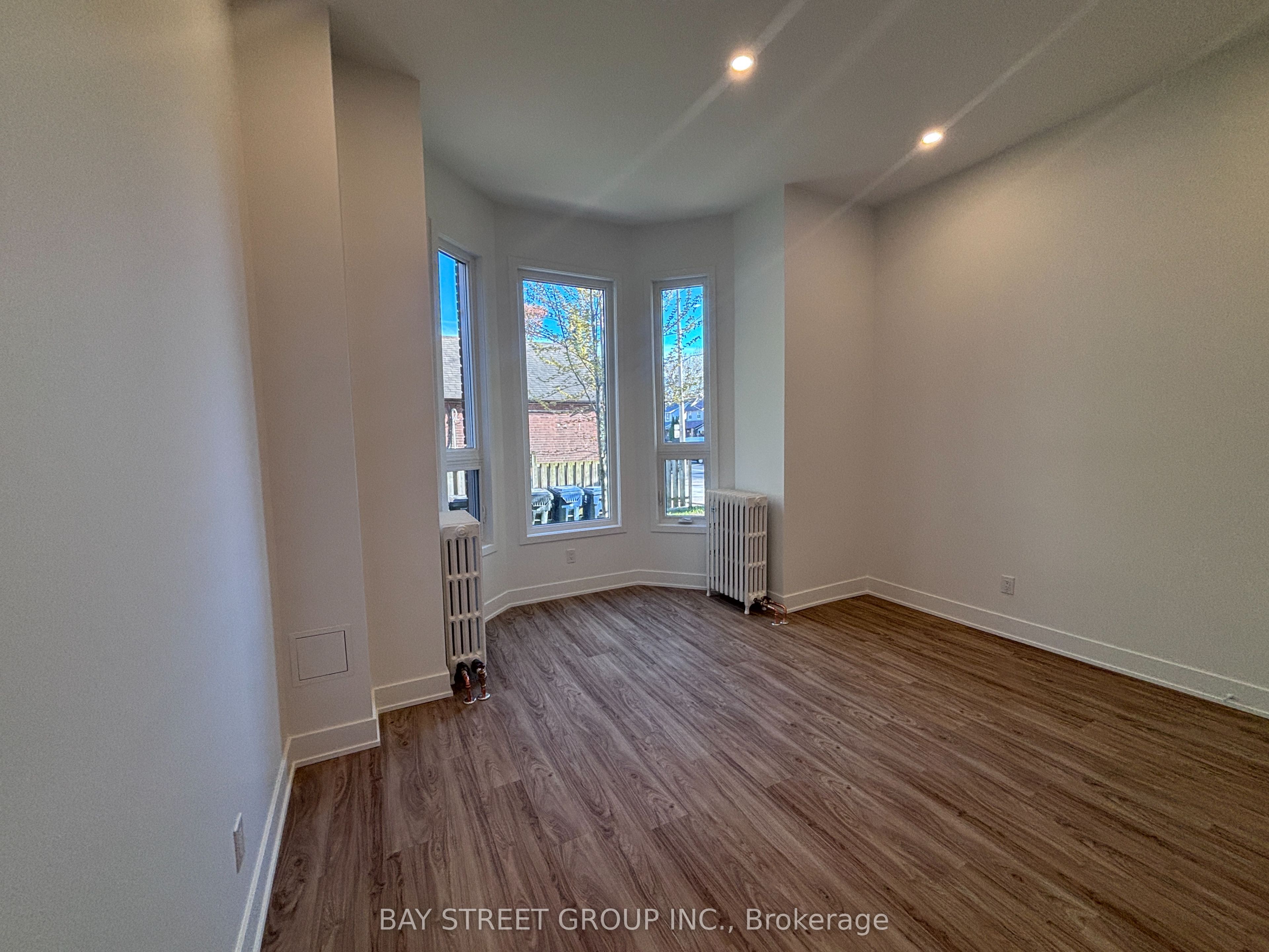 1311 Pape Avenue Property Photo 9