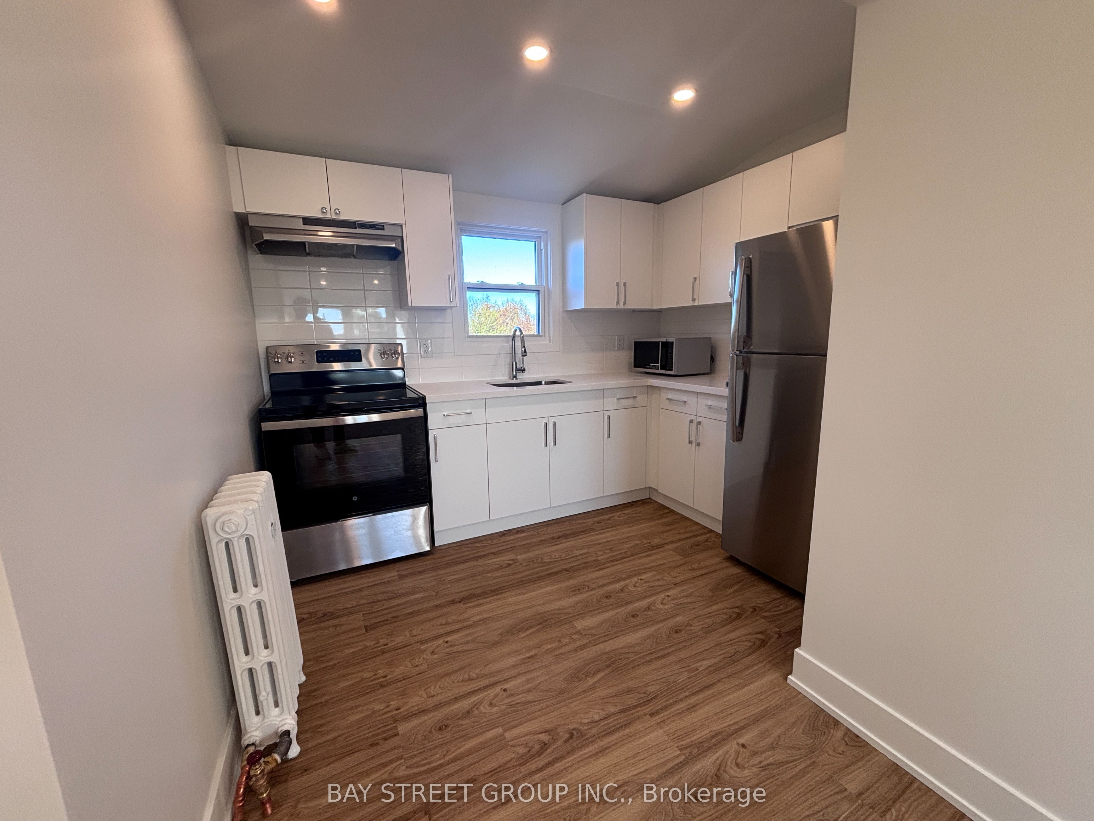 1311 Pape Avenue Property Photo 32