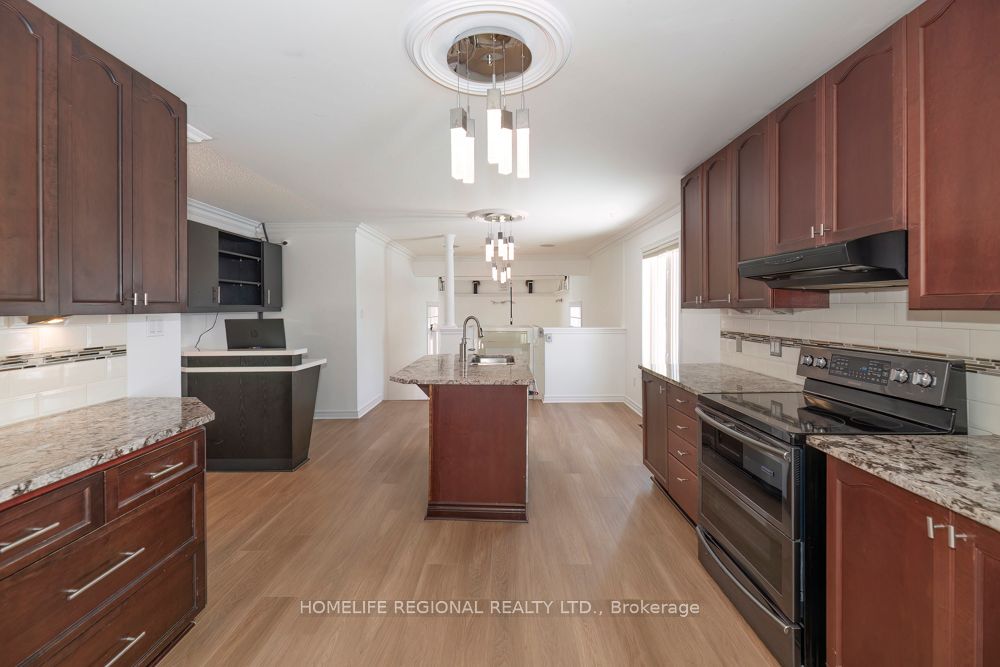 99 Goodman Drive Property Photo 8