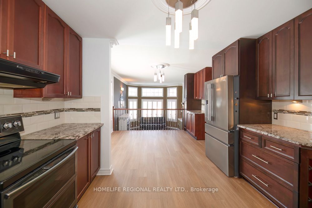 99 Goodman Drive Property Photo 12