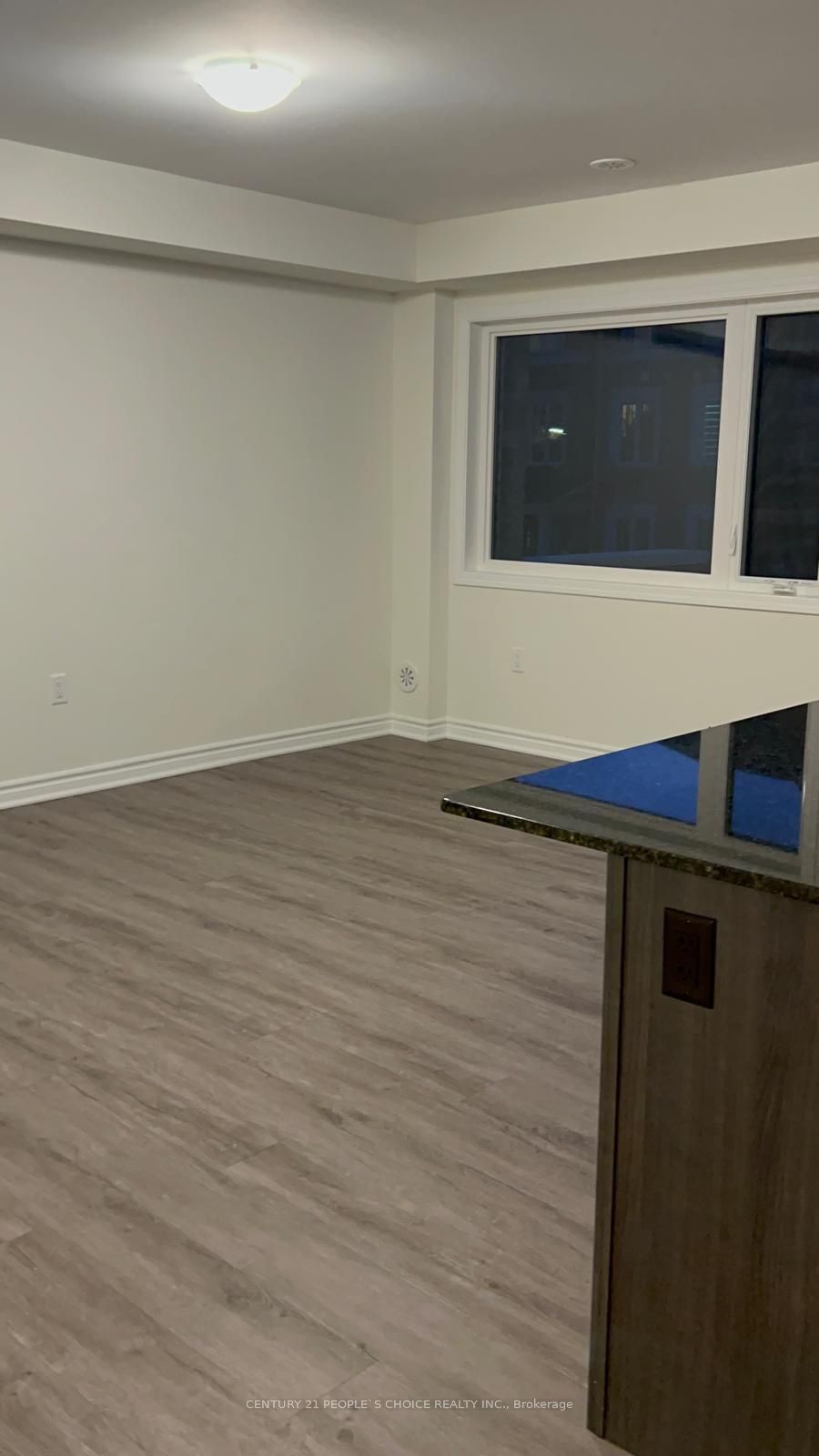 3361 Thunderbird Promenade E Property Photo 2