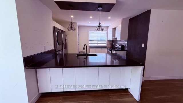 306 Rosedale Drive Property Photo 5