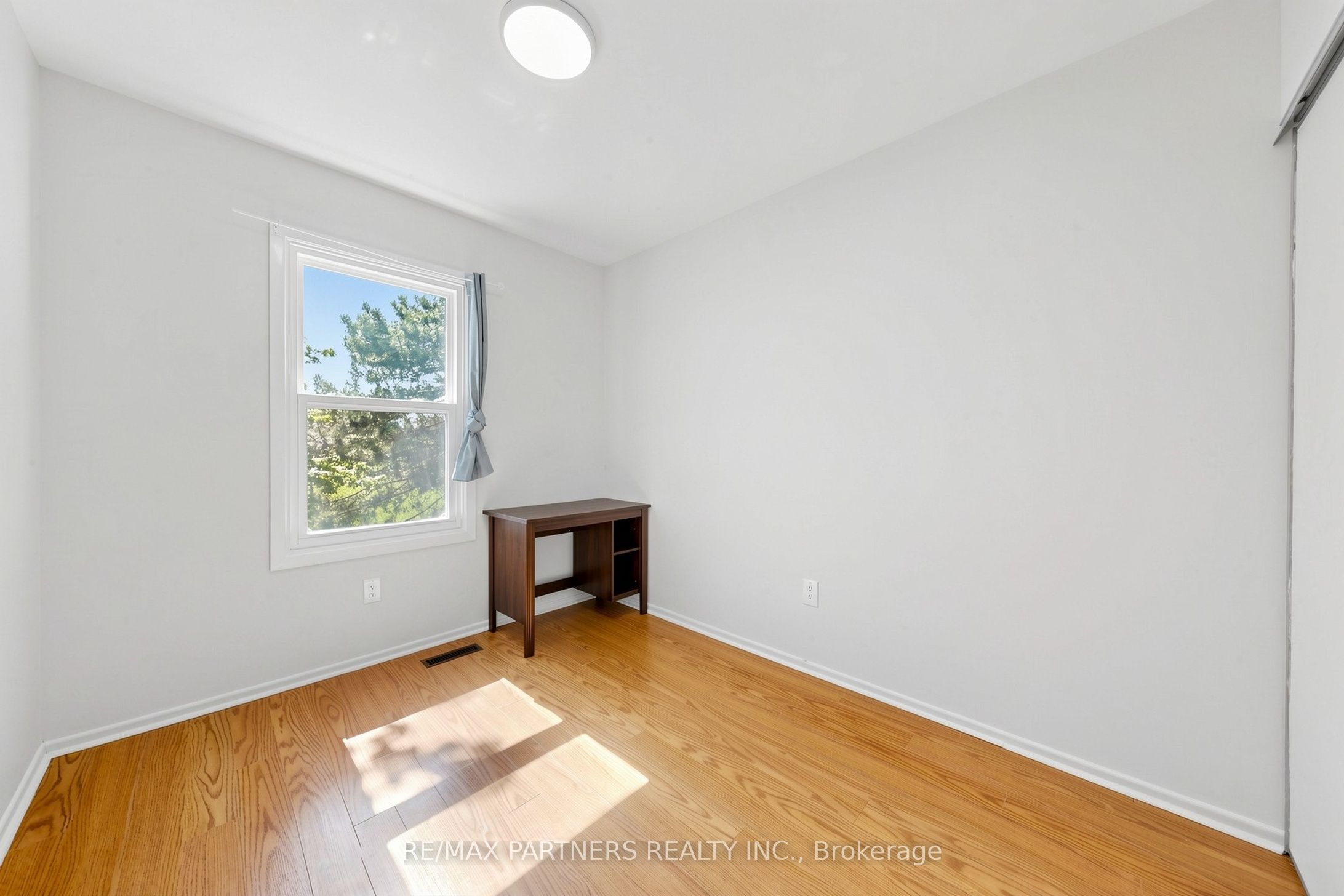 201 Alexmuir Boulevard 134 Property Photo 24