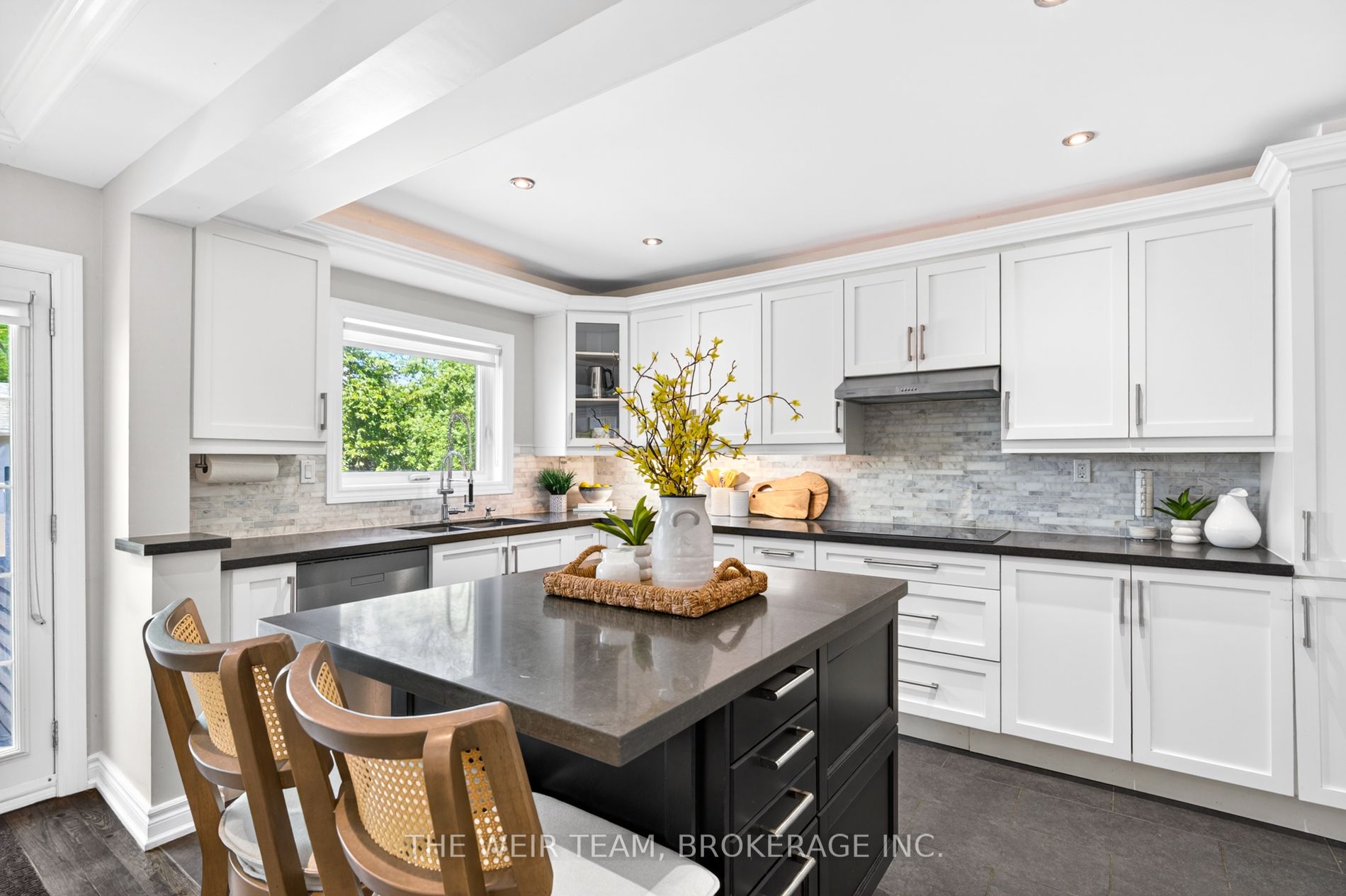 92 Gradwell Drive Property Photo 19