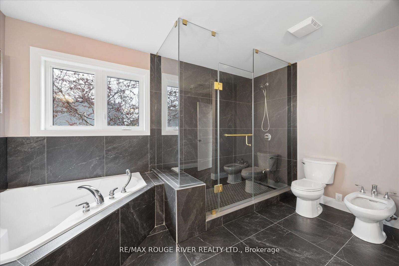 93 Holsted Road Property Photo 32