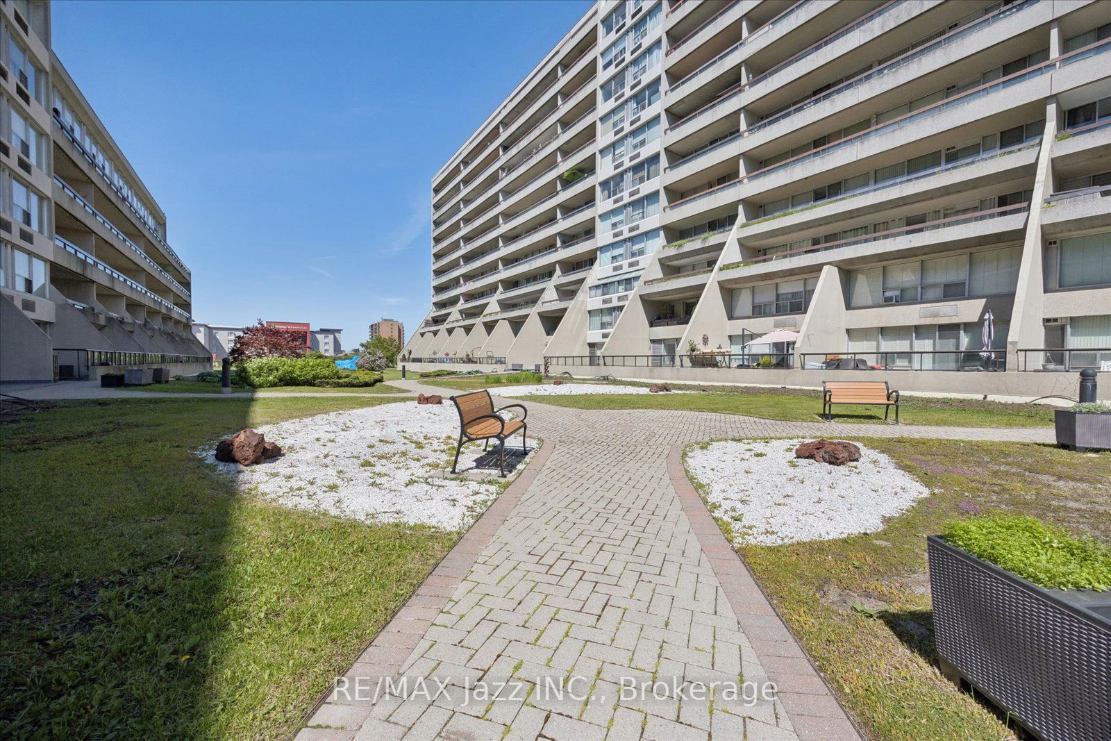 55 William Street E 511 Property Photo 17