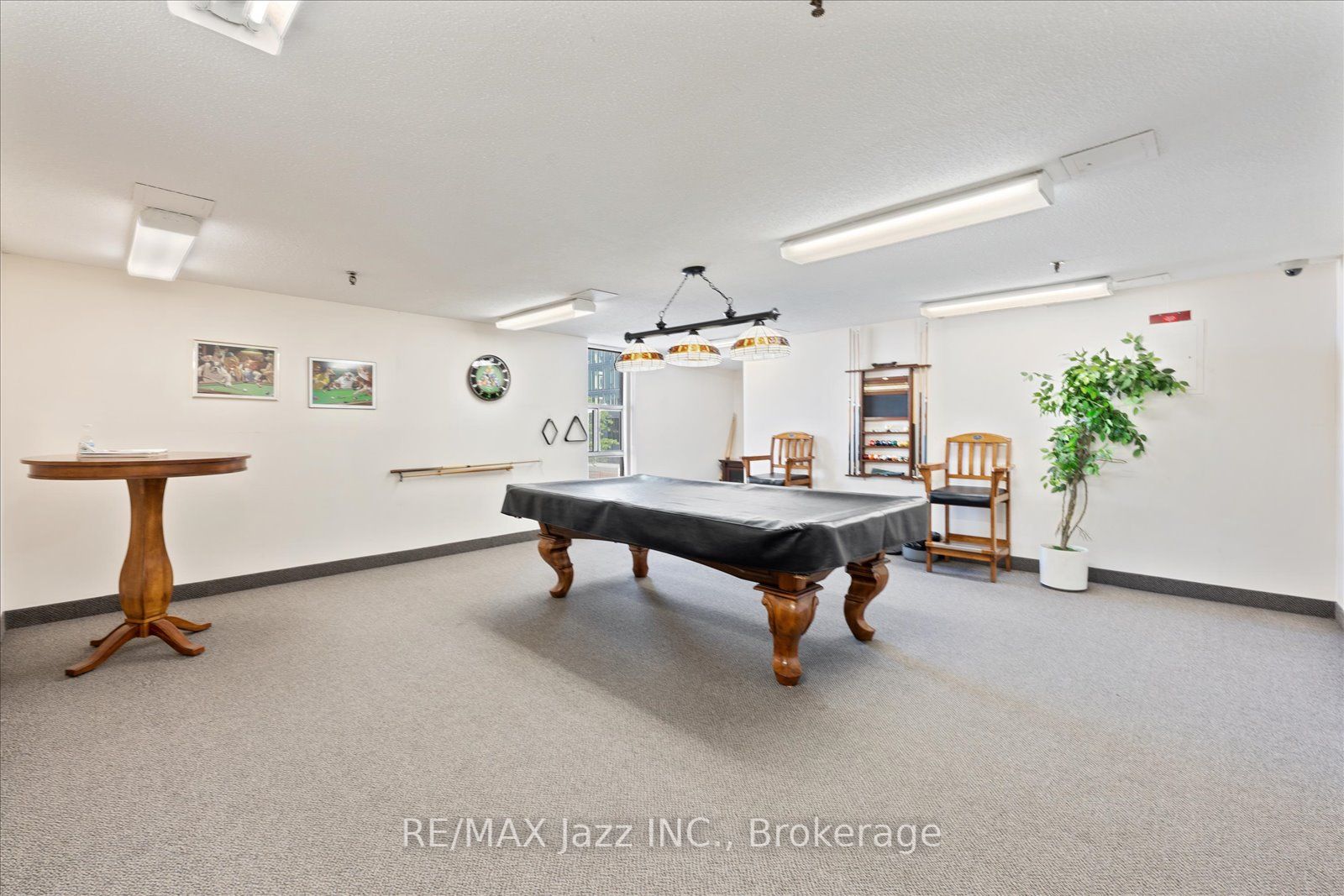 55 William Street E 511 Property Photo 20