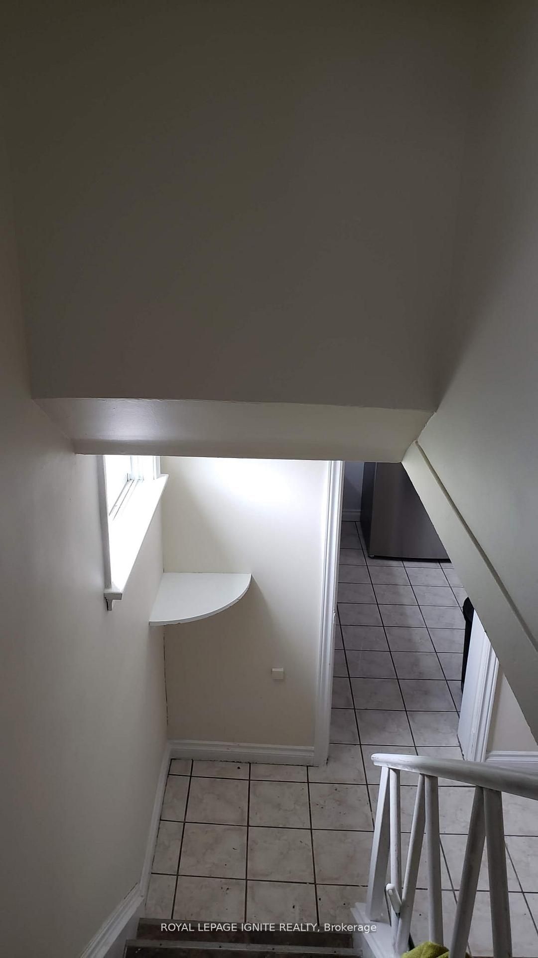 200 Phyllis Avenue Lower Property Photo 11